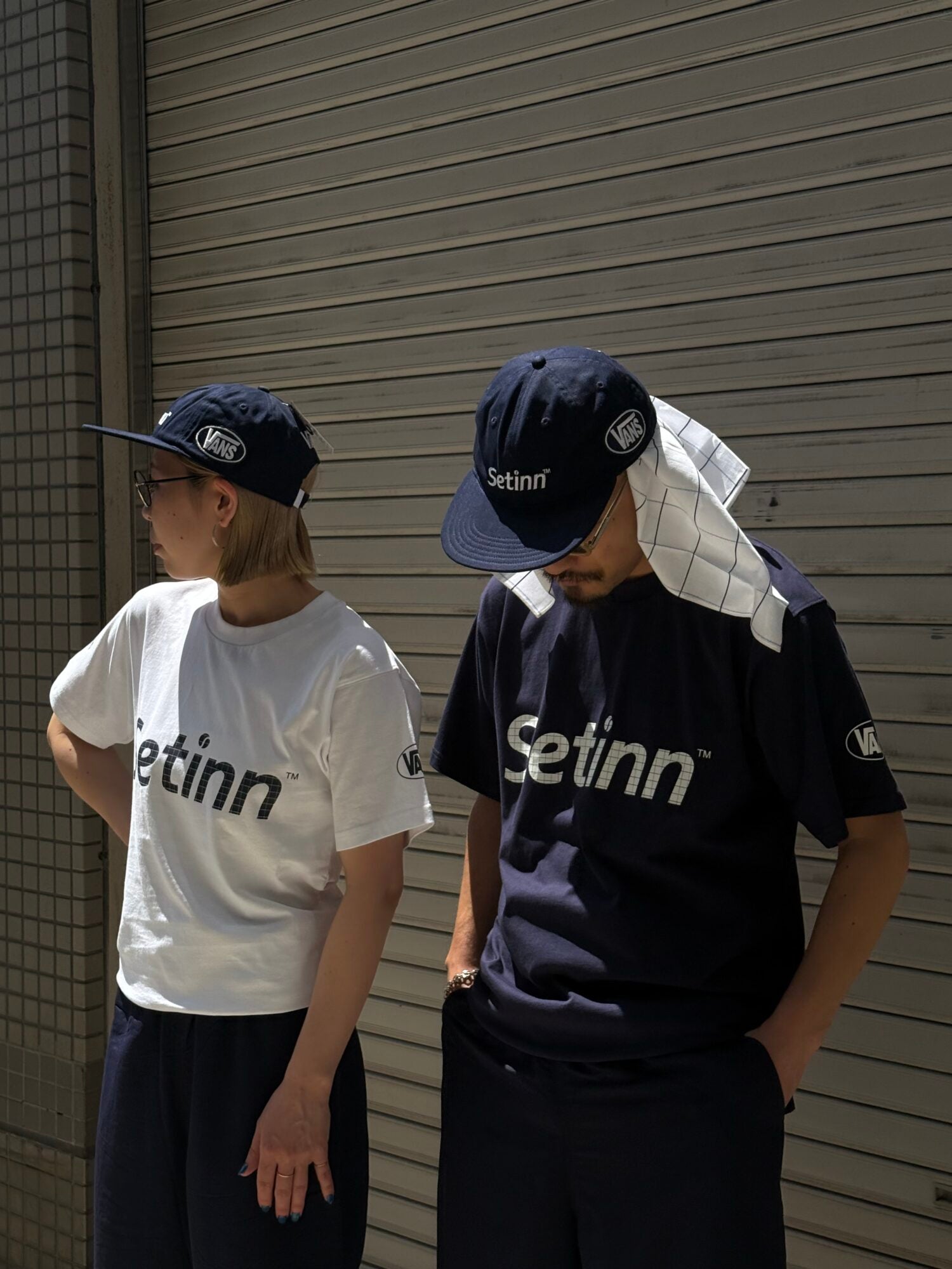 VANS Script Tee