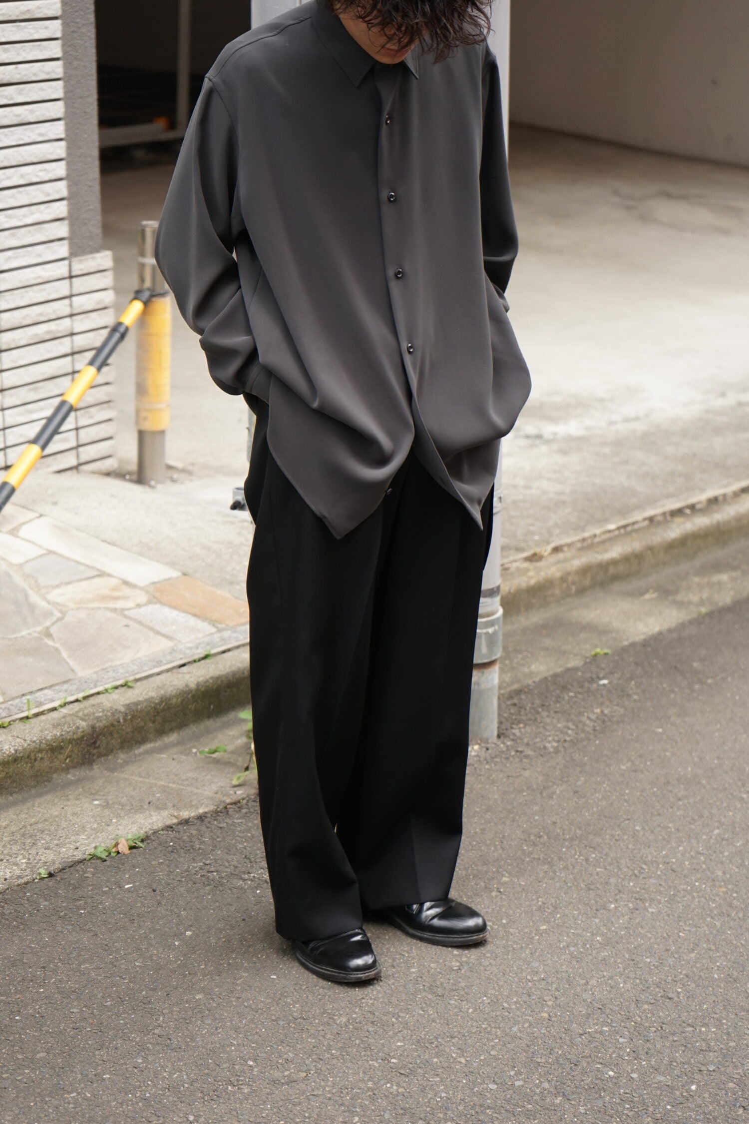 REGULAR COLLAR SHIRT - BRUSHED FIBRIL SATAIN