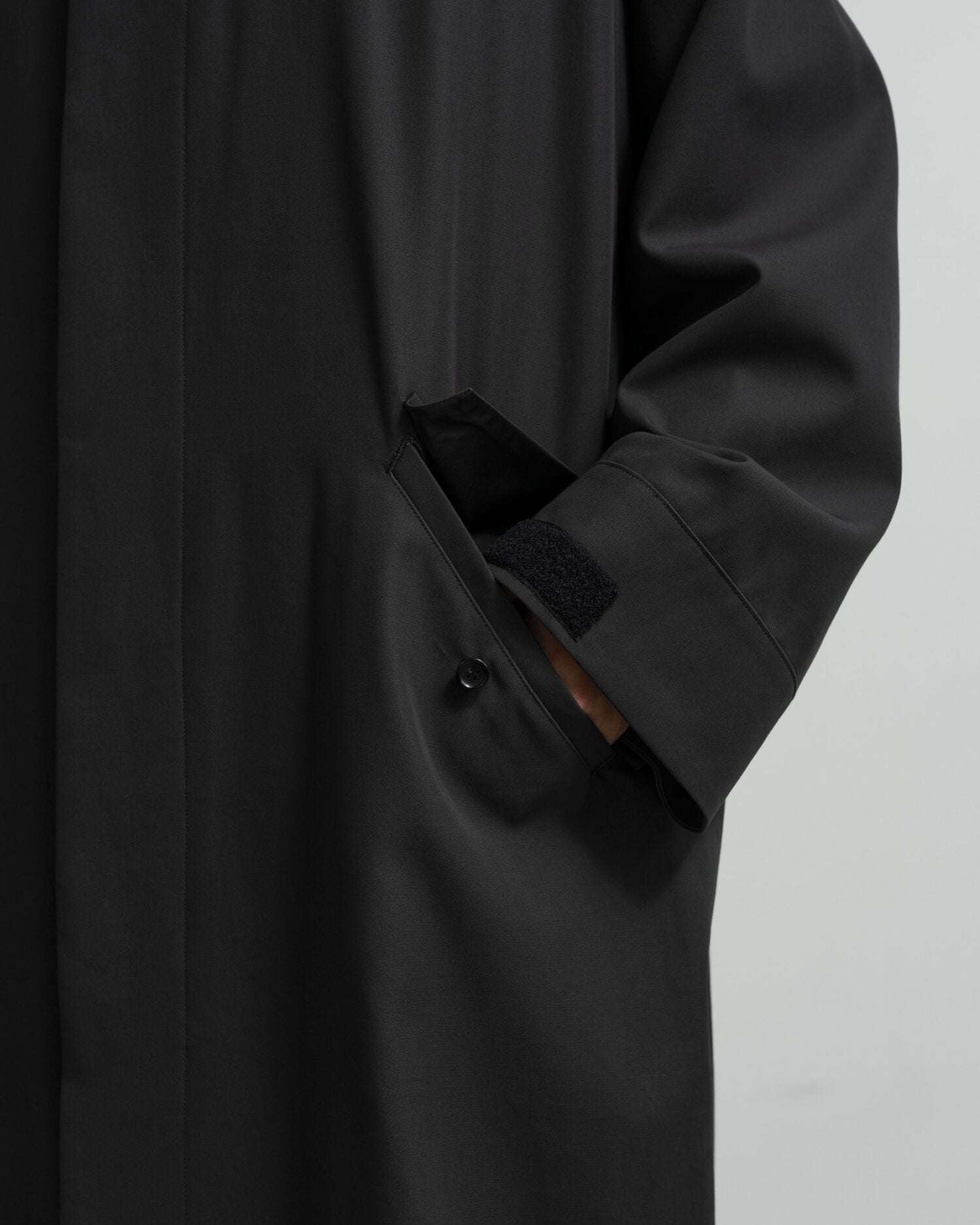 High Twist Gabardine Wide Coat