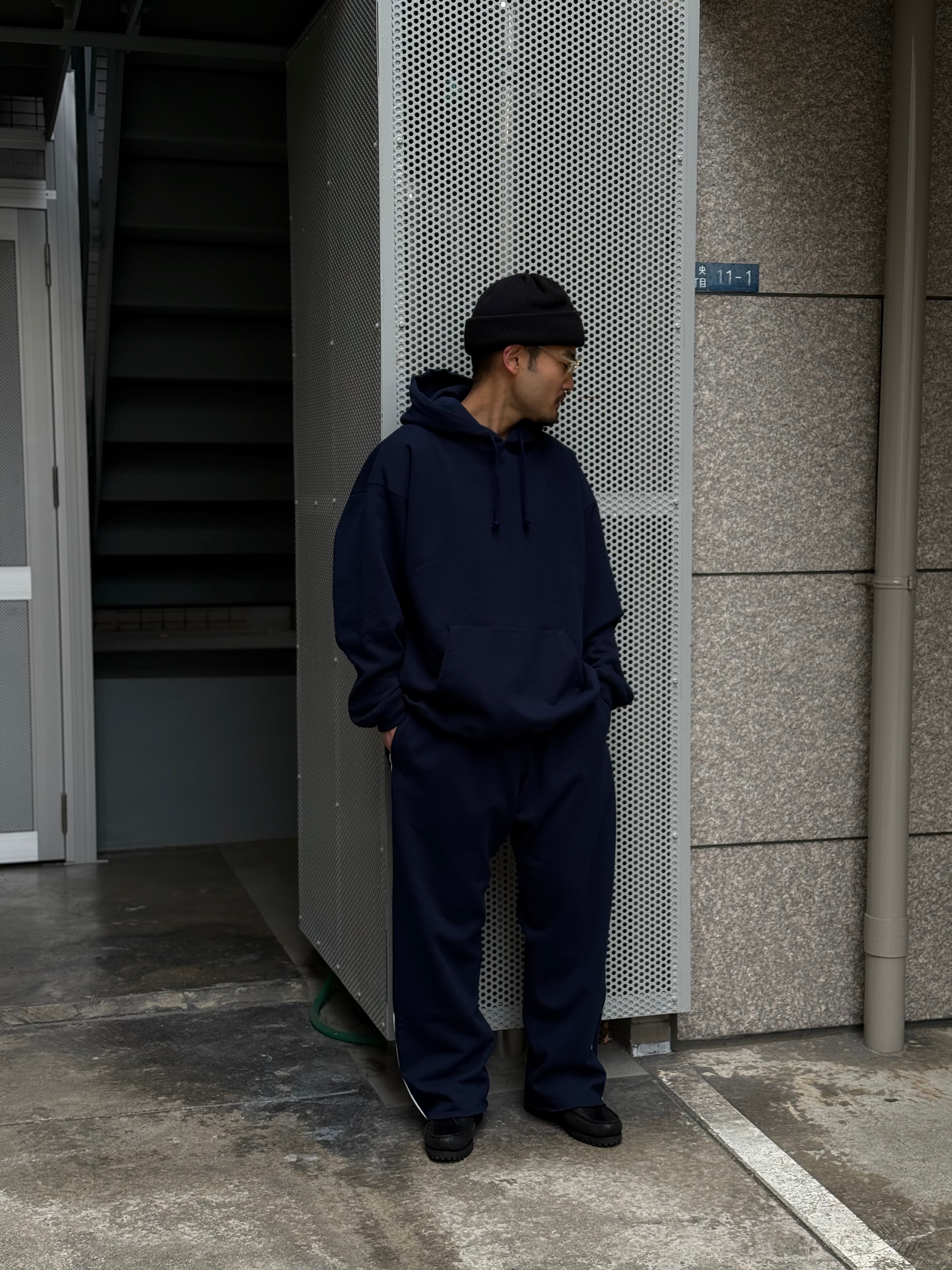 REFLECTOR SWEAT HOODIE