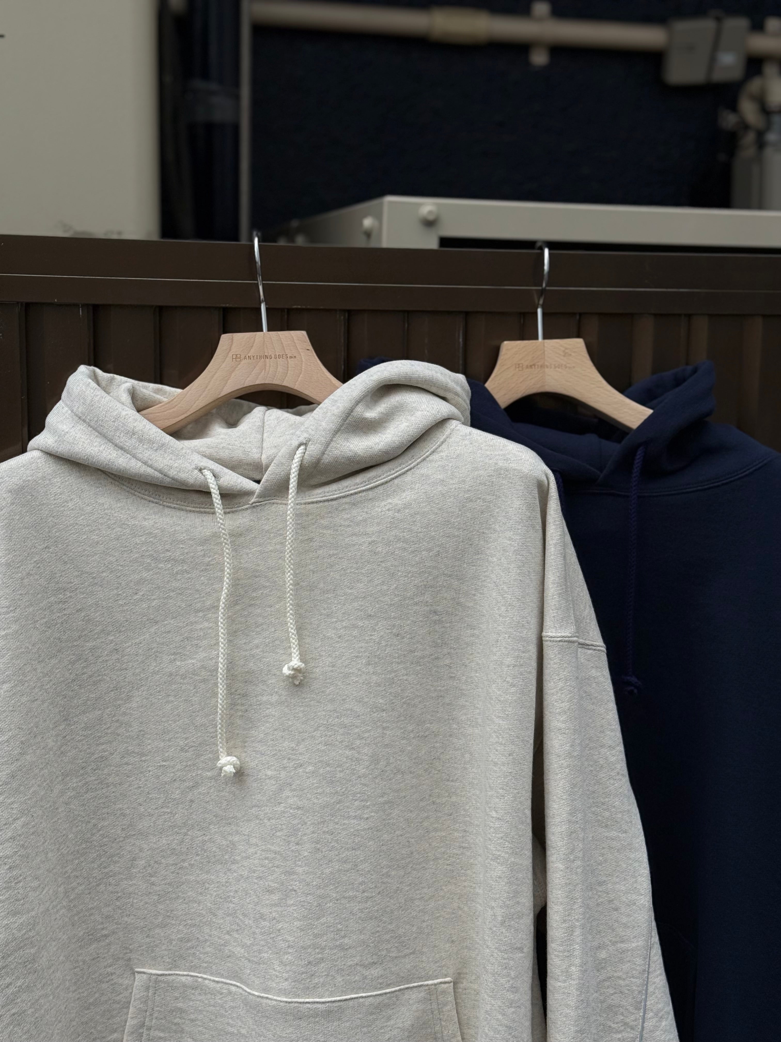 REFLECTOR SWEAT HOODIE