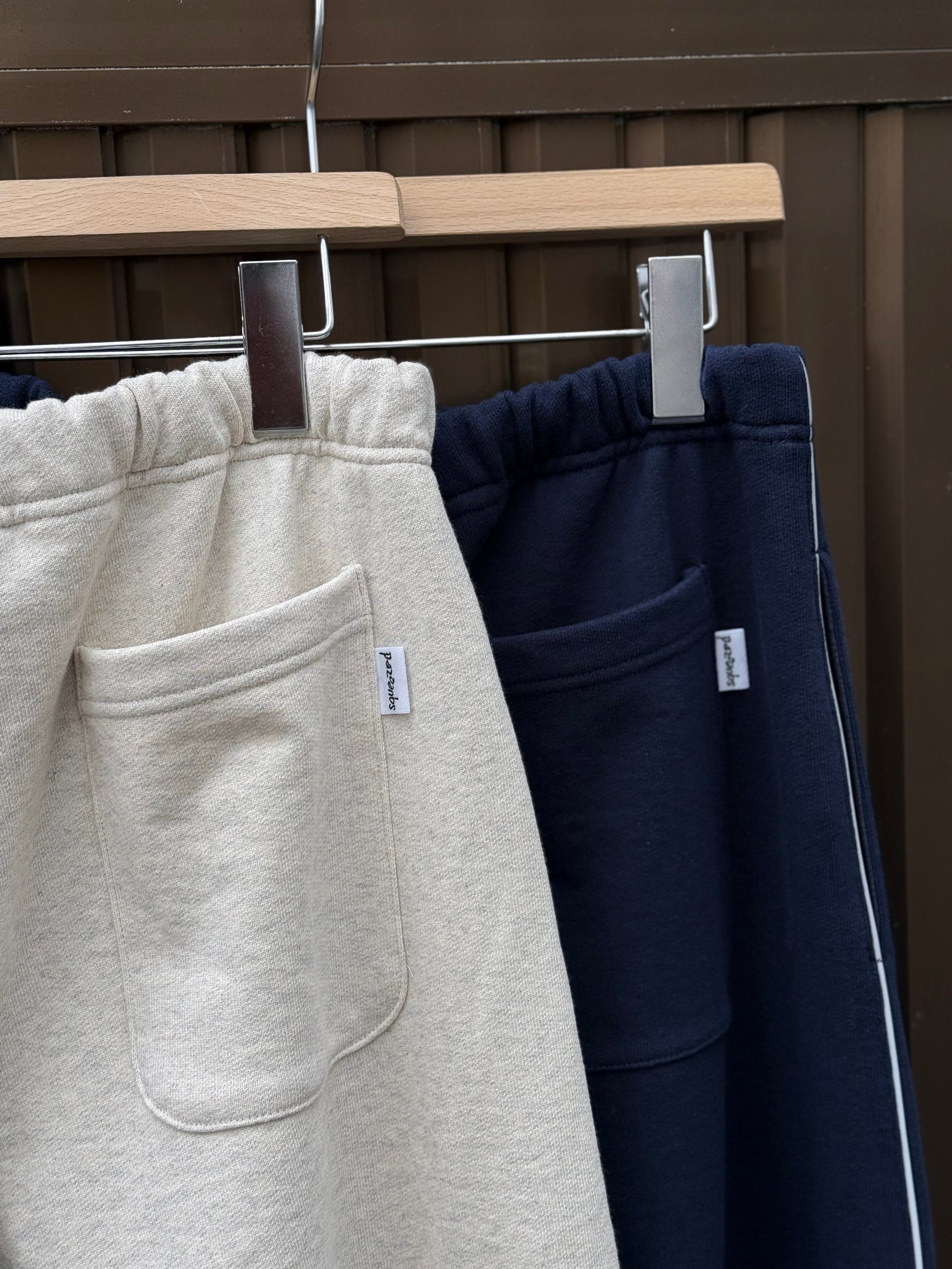 SIDE REFLECTORS SWEAT PANTS