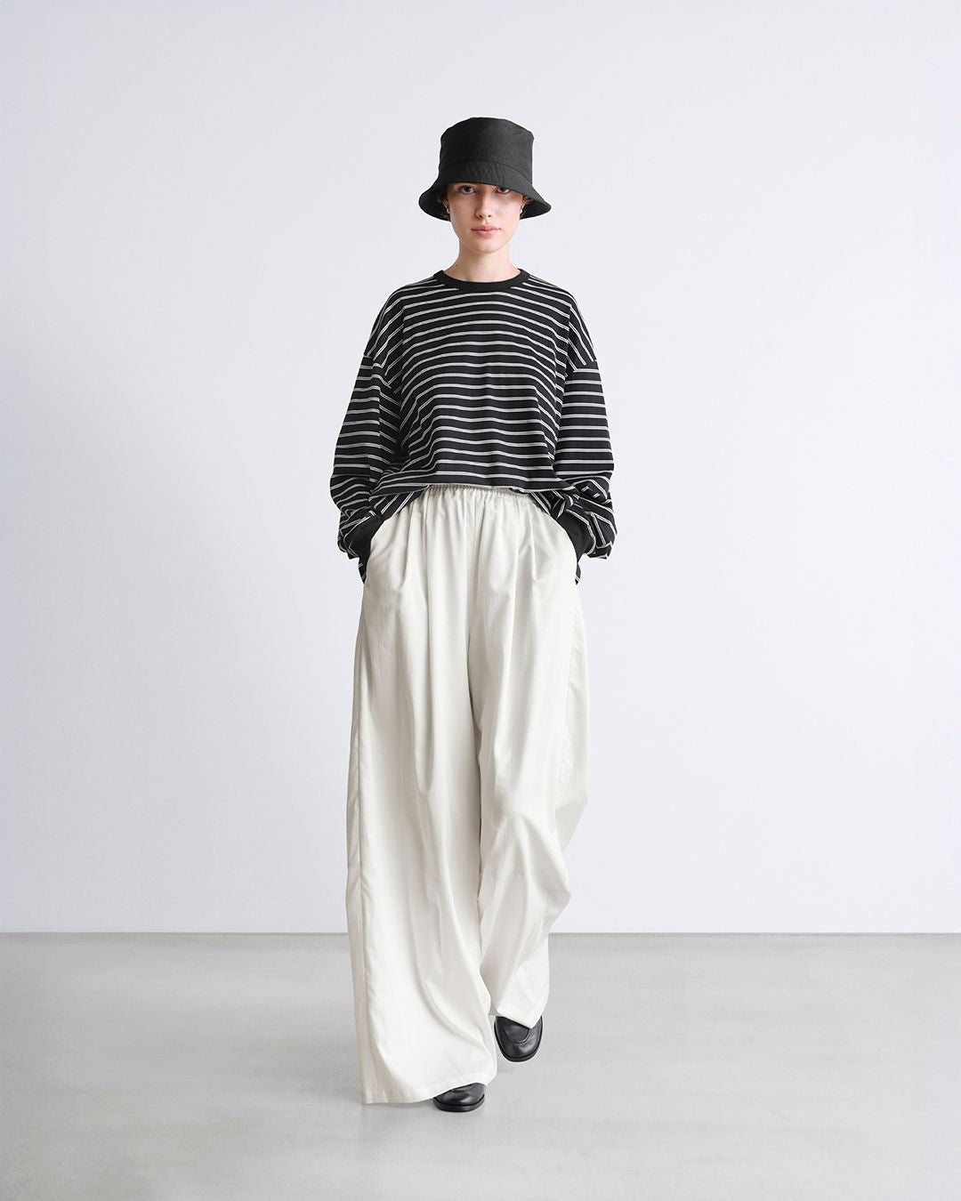 【26SS】Linen Cupro Back Satin Bucket Hat