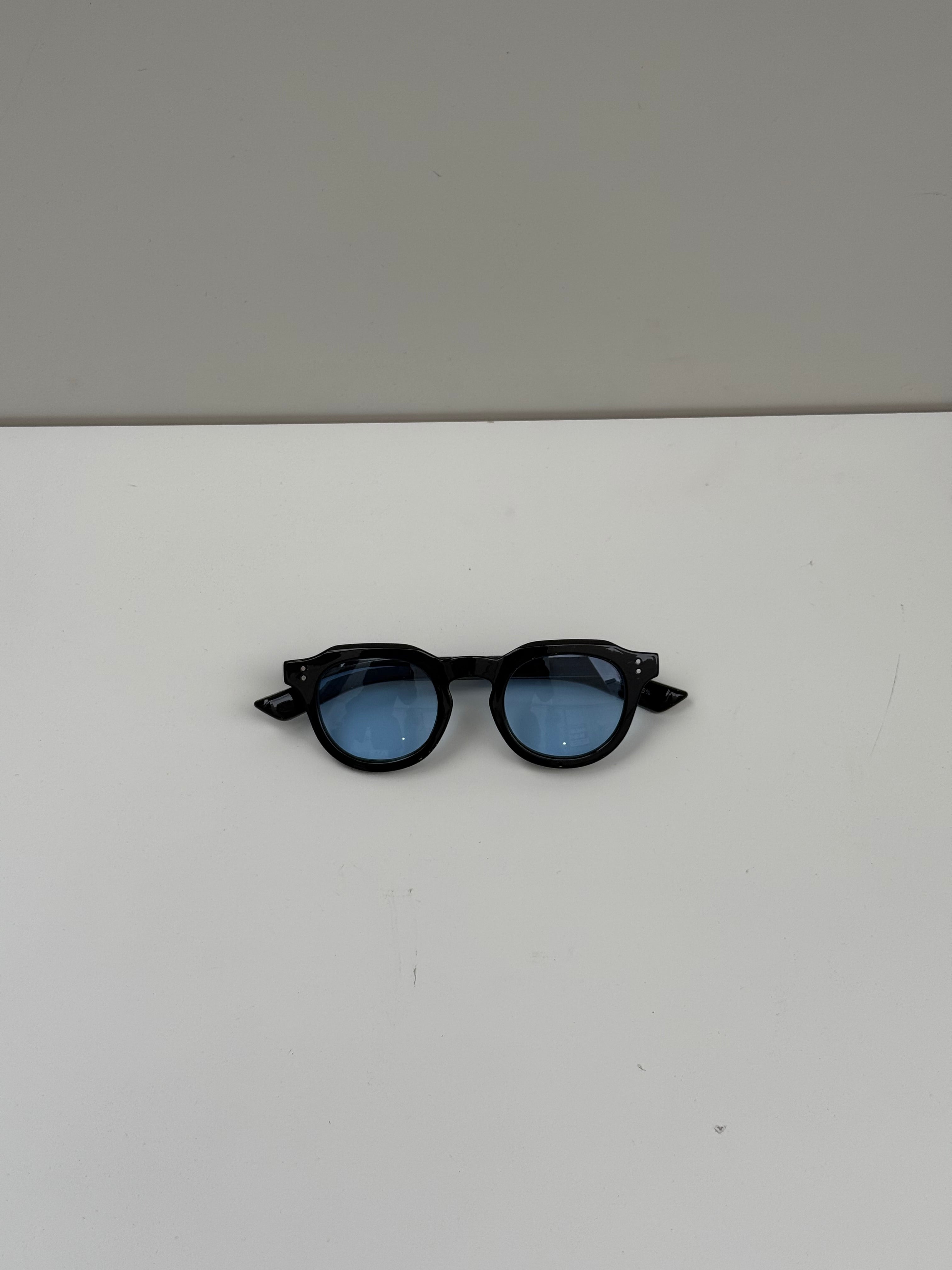 VEGA SUNGLASSES