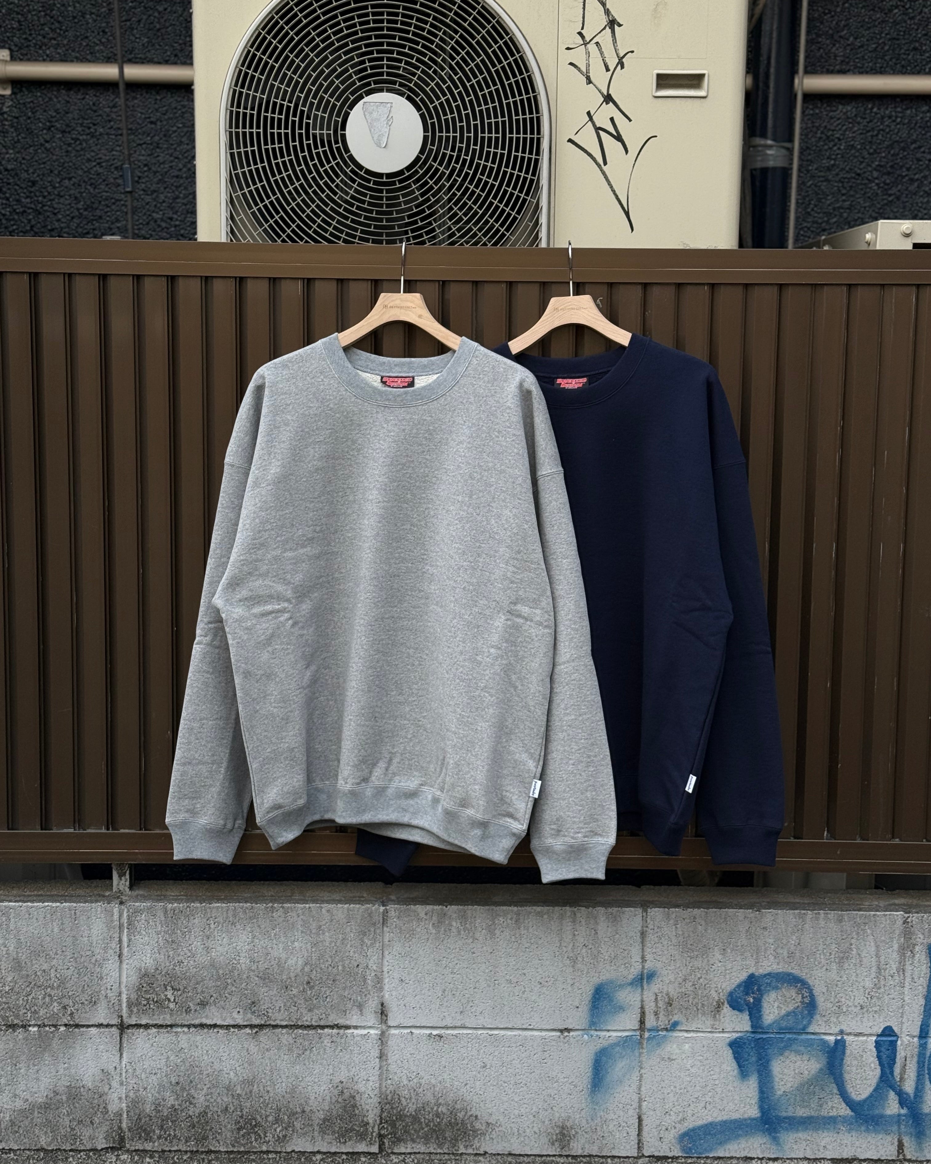 【5/4(月)発売】REFLECTOR CREW SWEAT SHIRT