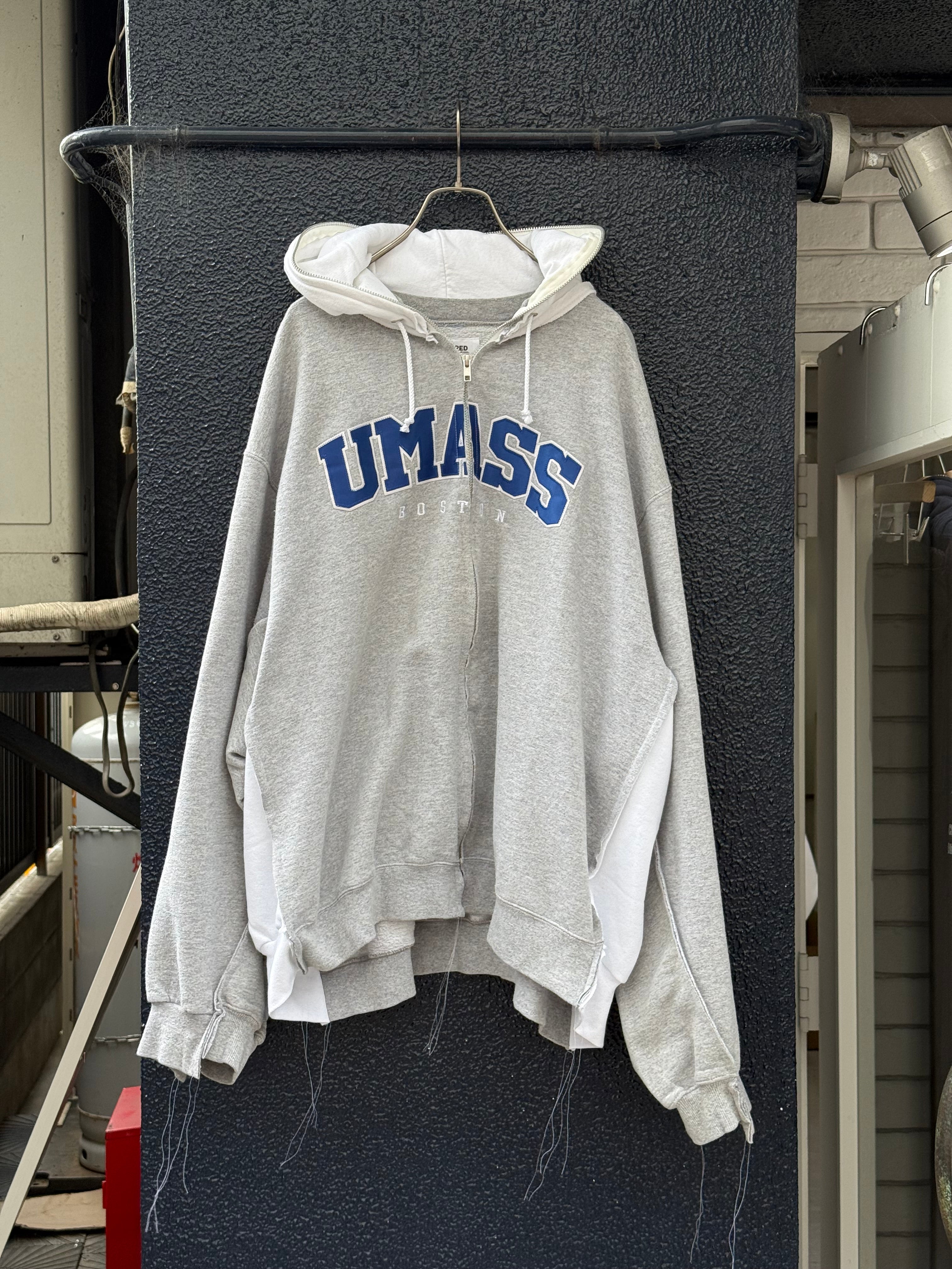 【8/28(金)発売】College Zip Hoodie ①