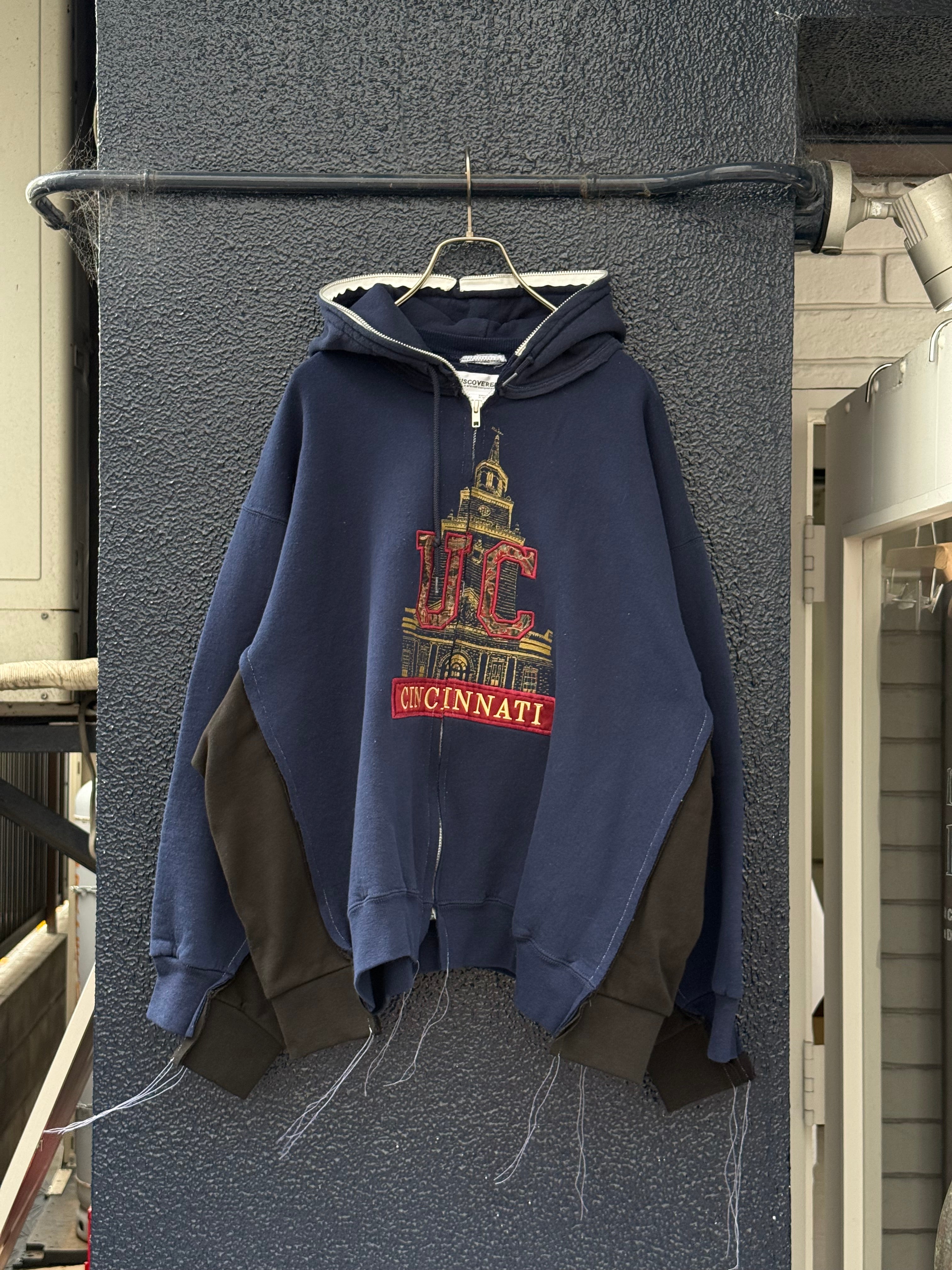 【8/28(金)発売】College Zip Hoodie ③