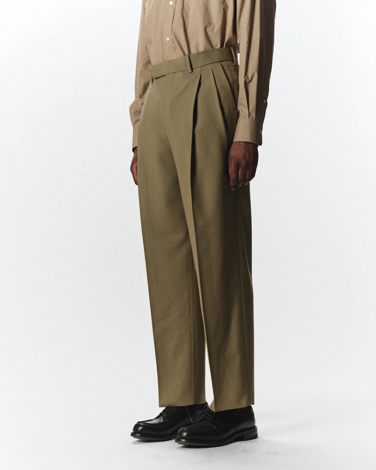 【7/16(木)発売】Polwarth Tropical Double Pleated Trousers