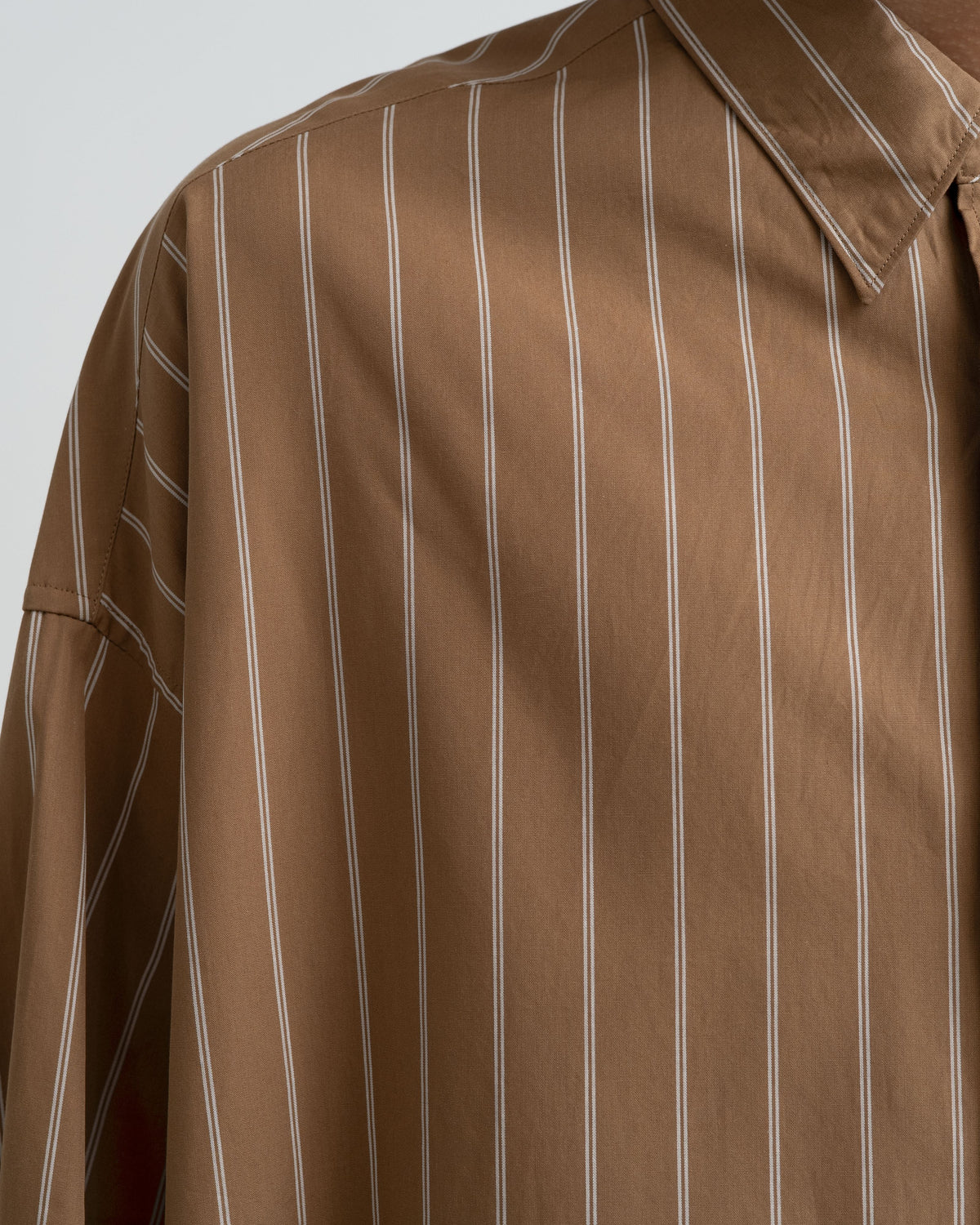 SIDOGRAS Brown Stripe L/S Oversized Regular Collar Shirt
