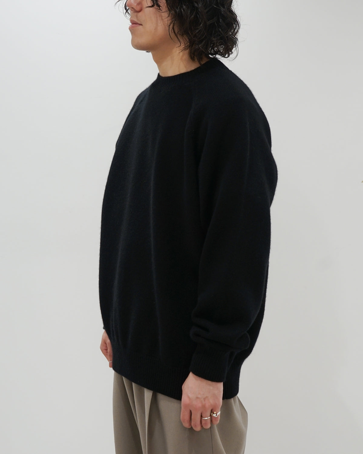 RAGLAN CREW NECK KNIT