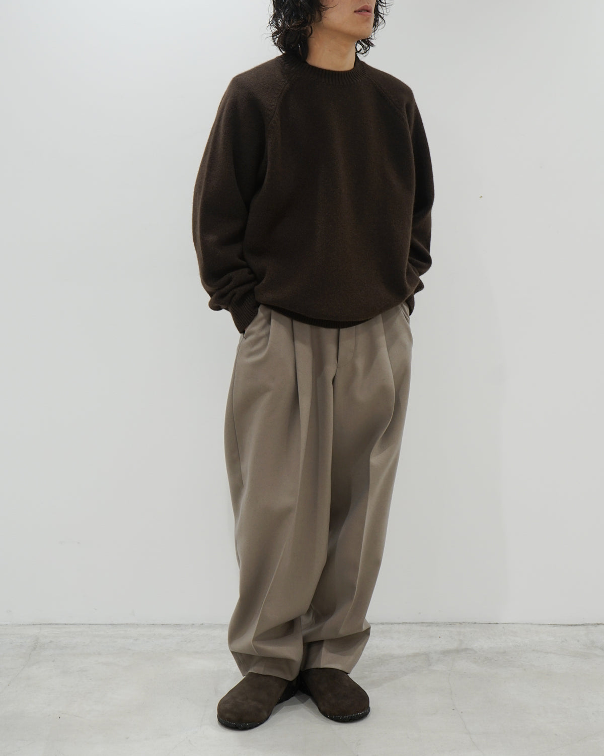 RAGLAN CREW NECK KNIT