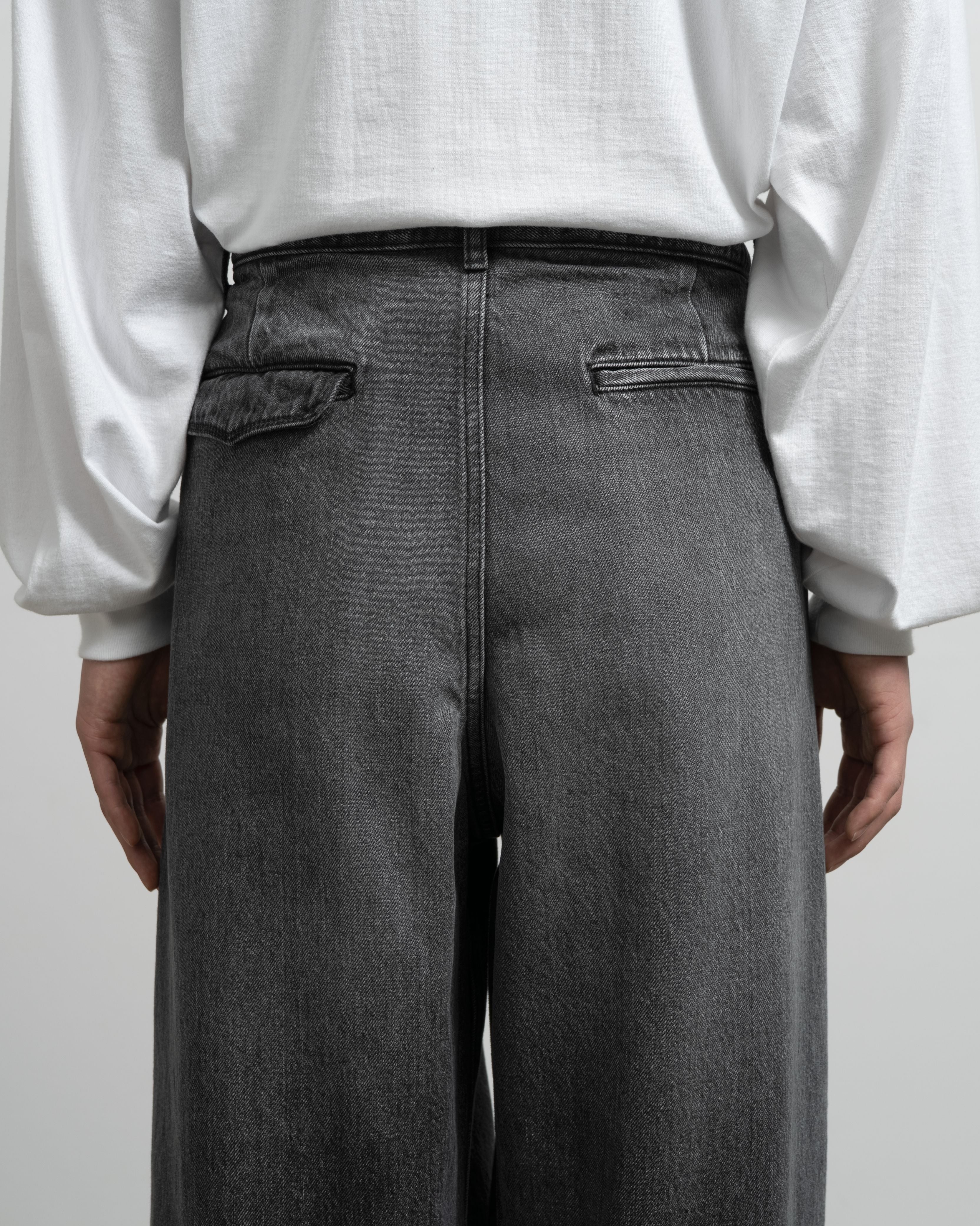 【7/25(土)発売】Selvage Denim Two Tuck Tapered Pants -LIGHT FADE-