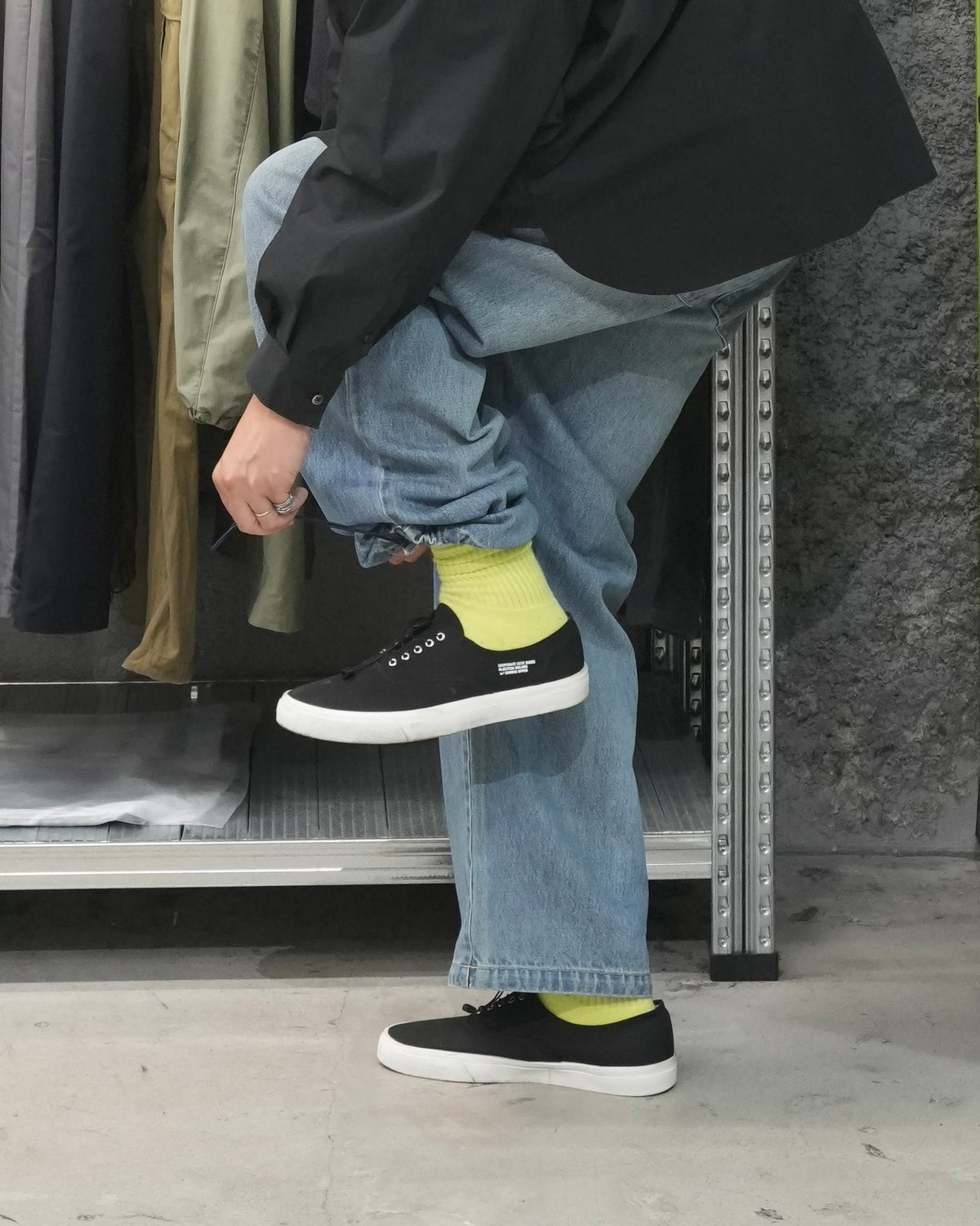 CORPORATE DENIM EASY PANTS