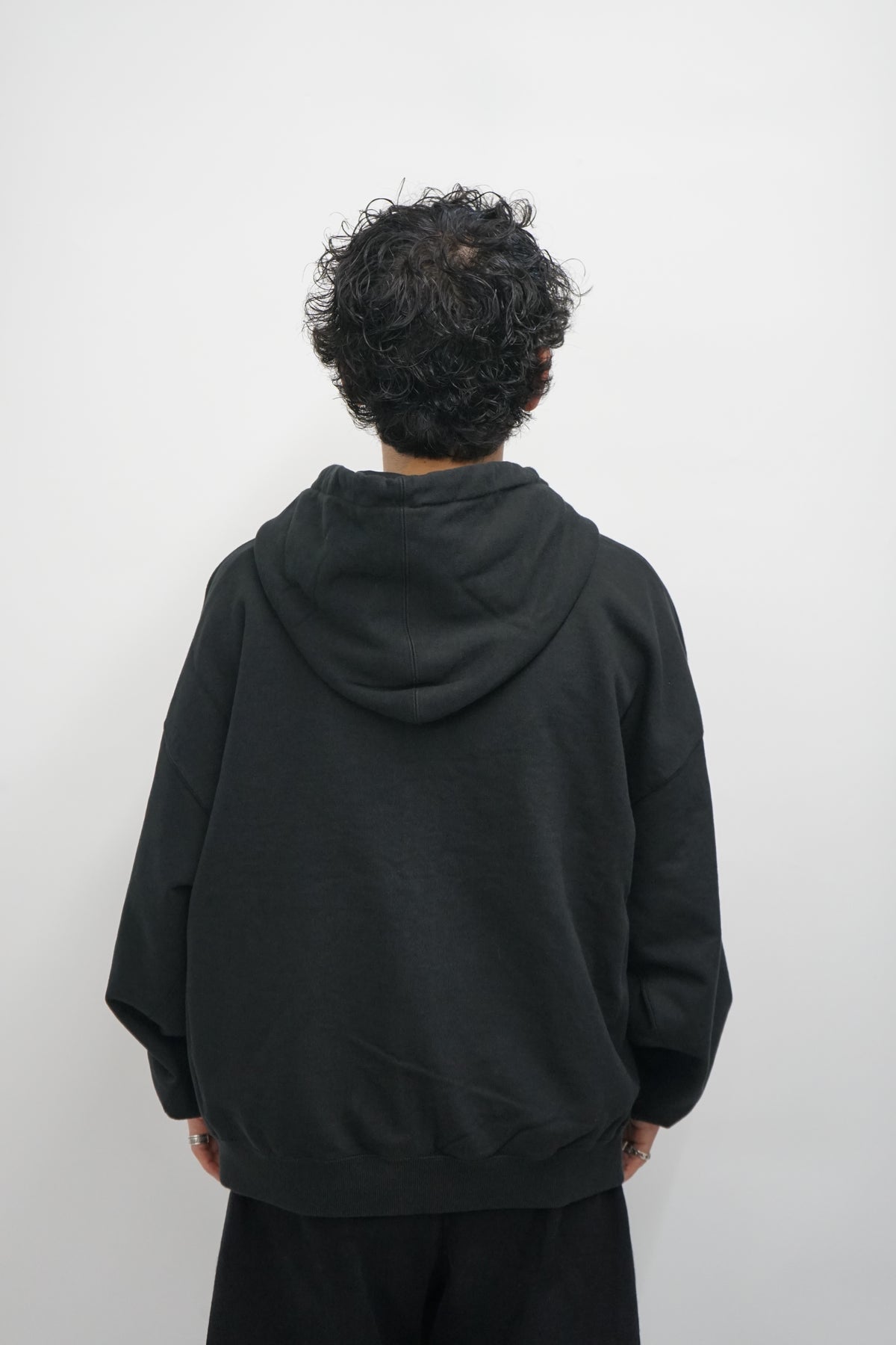"KINCHAKU" ZIPUP HOODIE