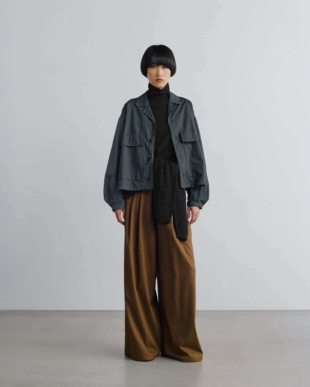 Silicon Poplin Two Tuck Easy Wide Pants
