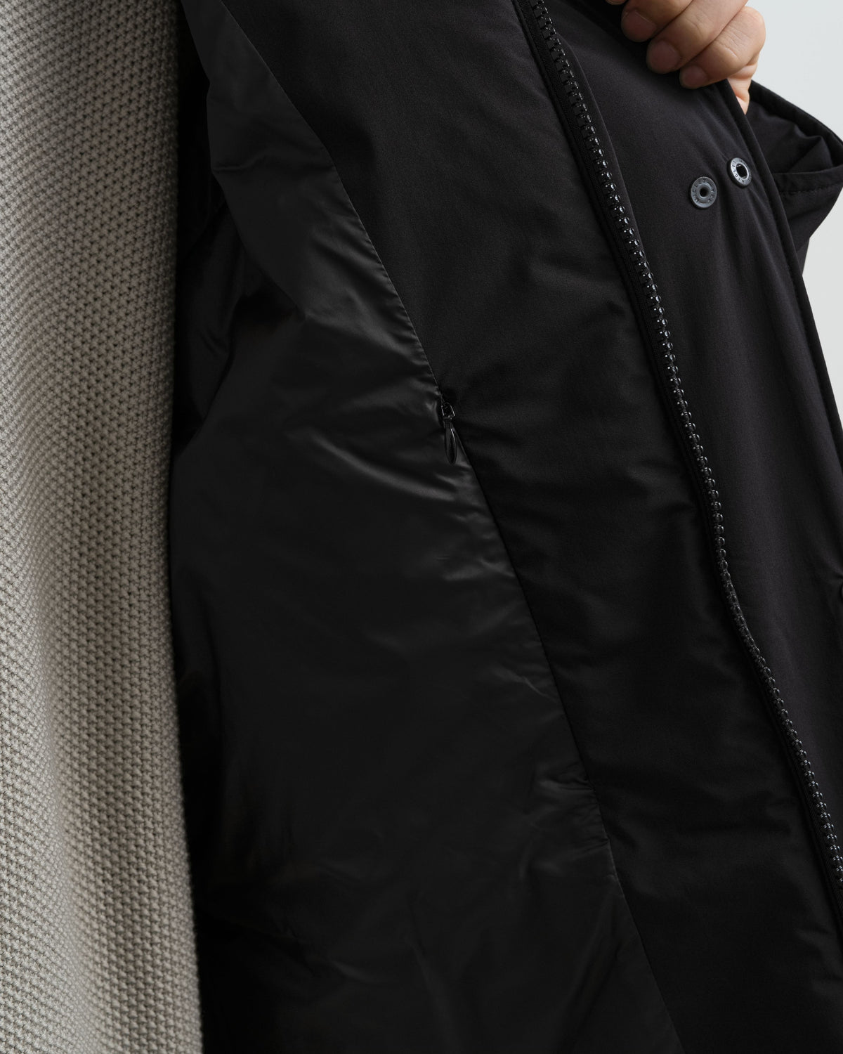 【10/17(土)発売】PERTEX® SHIELD Insulated Military Parka