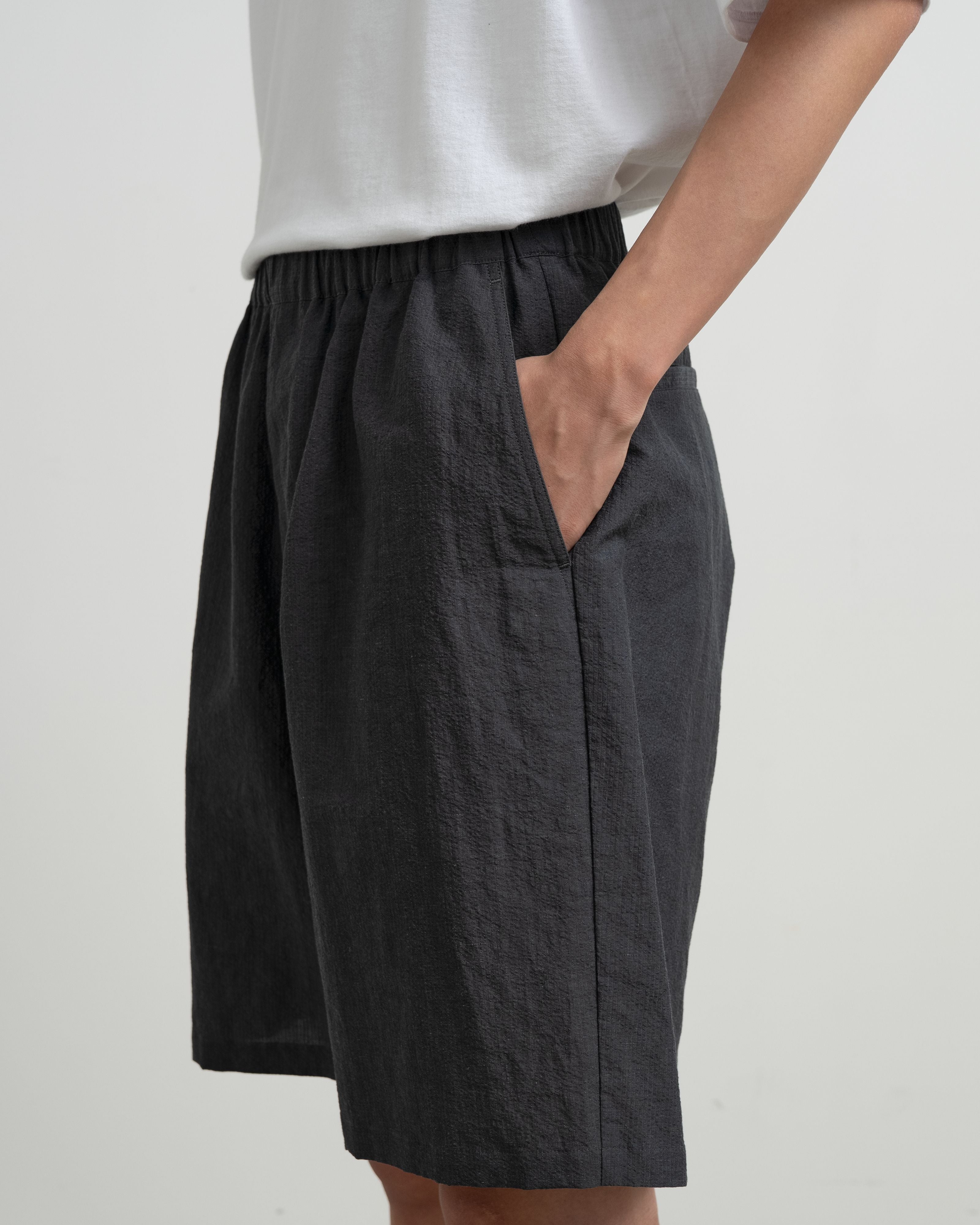 【5/23(土)発売】Cotton Linen Seersucker Track Shorts
