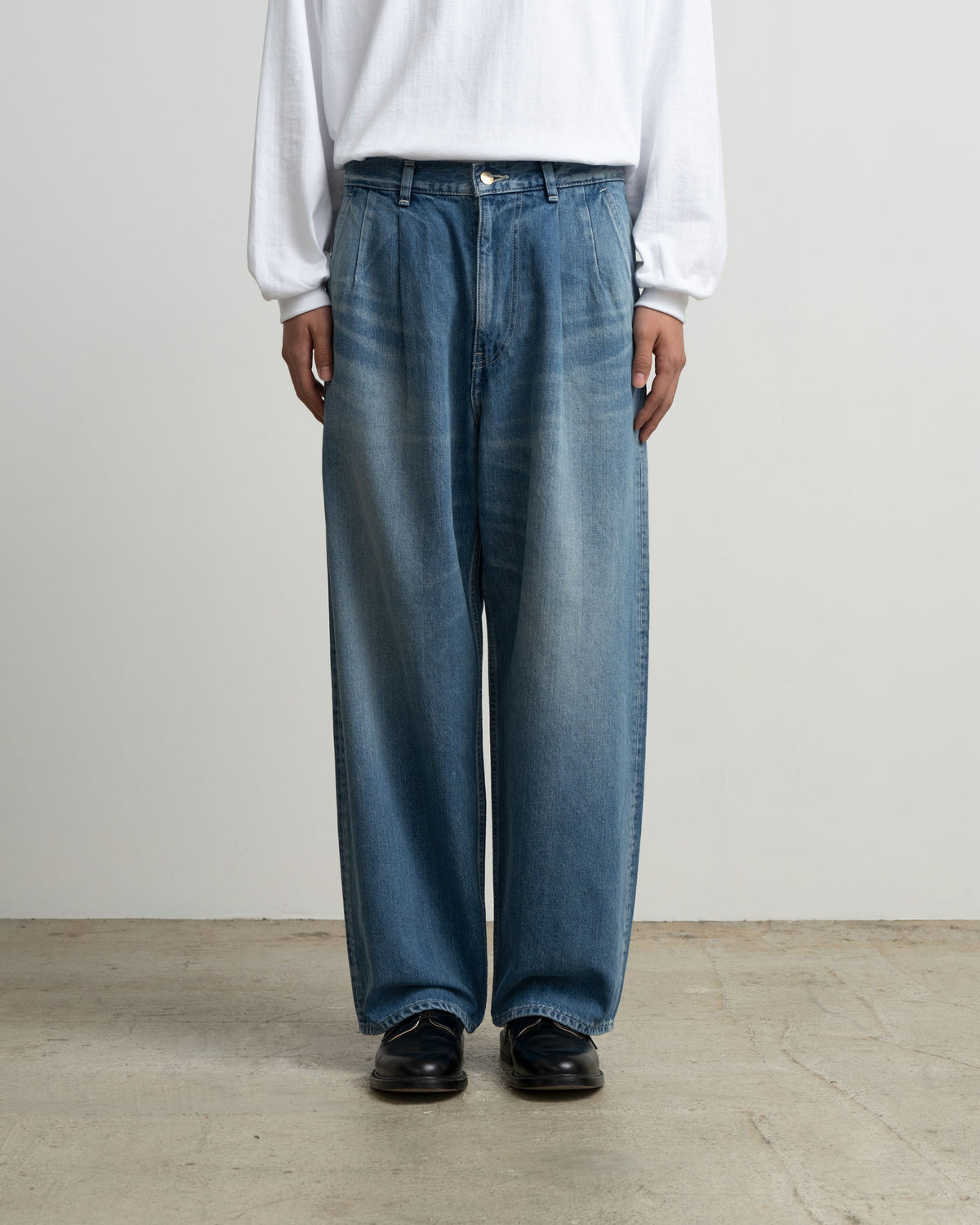 Selvage Denim Two Tuck Pants -LIGHT FADE-