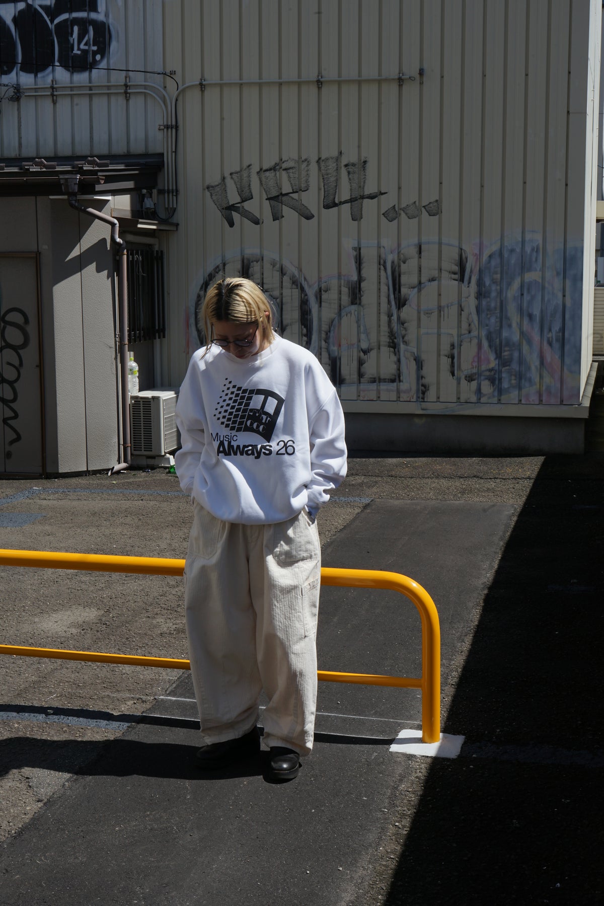 CITY COUNTRY CITY x IS-NESS_SWEATSHIRT_MUSIC ALWAYS