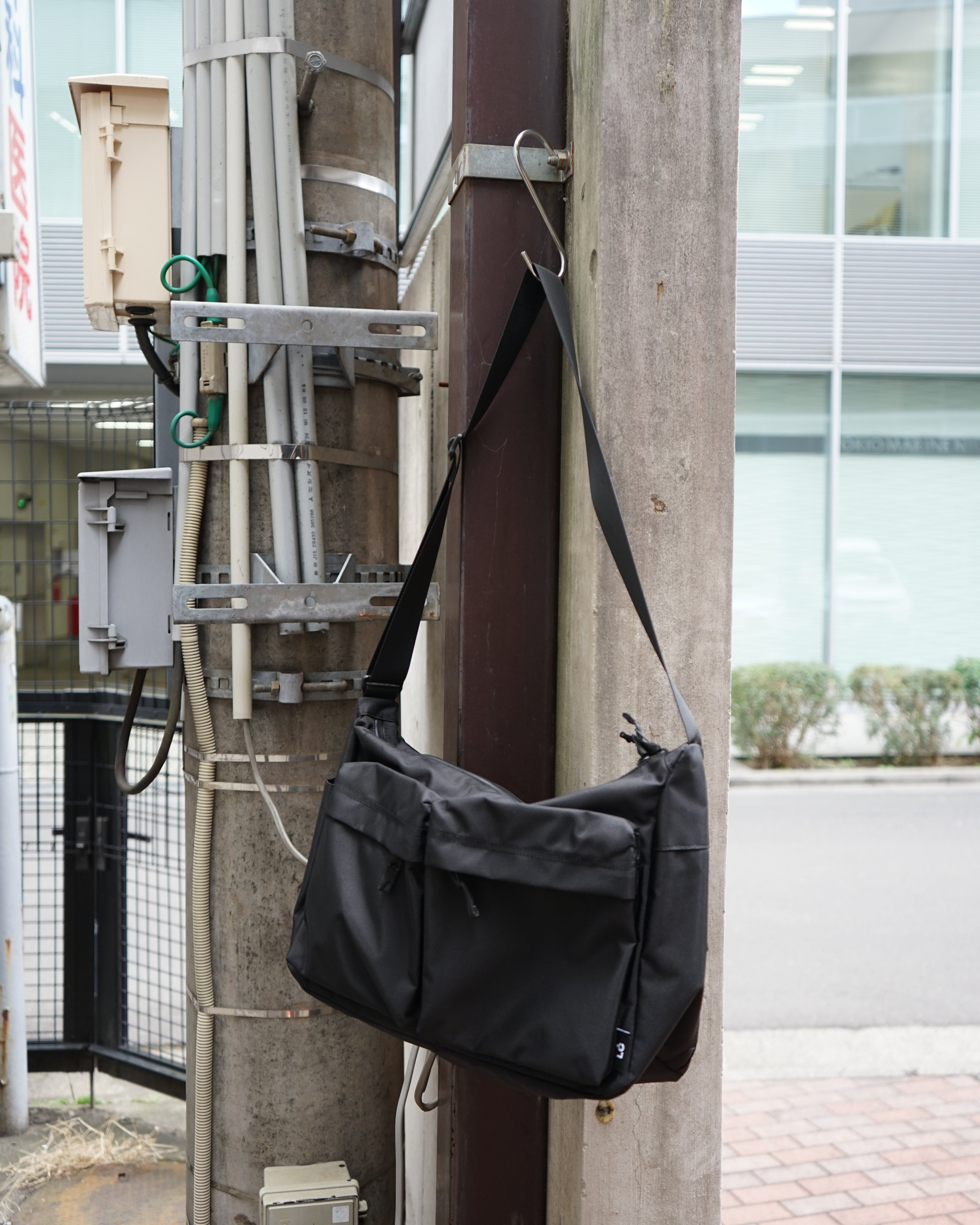 SHOULDER BAG -L