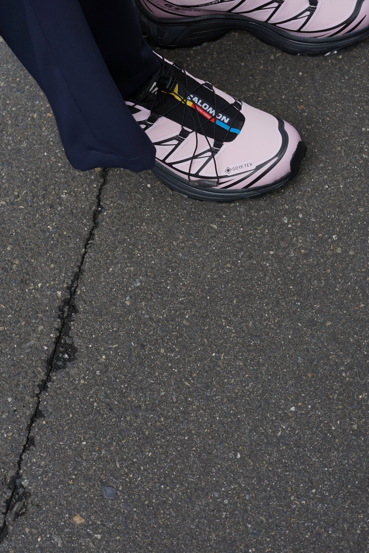 【9/16(水)発売】XT-6 GTX ( BLACK/ICY PINK/DAWN PINK )