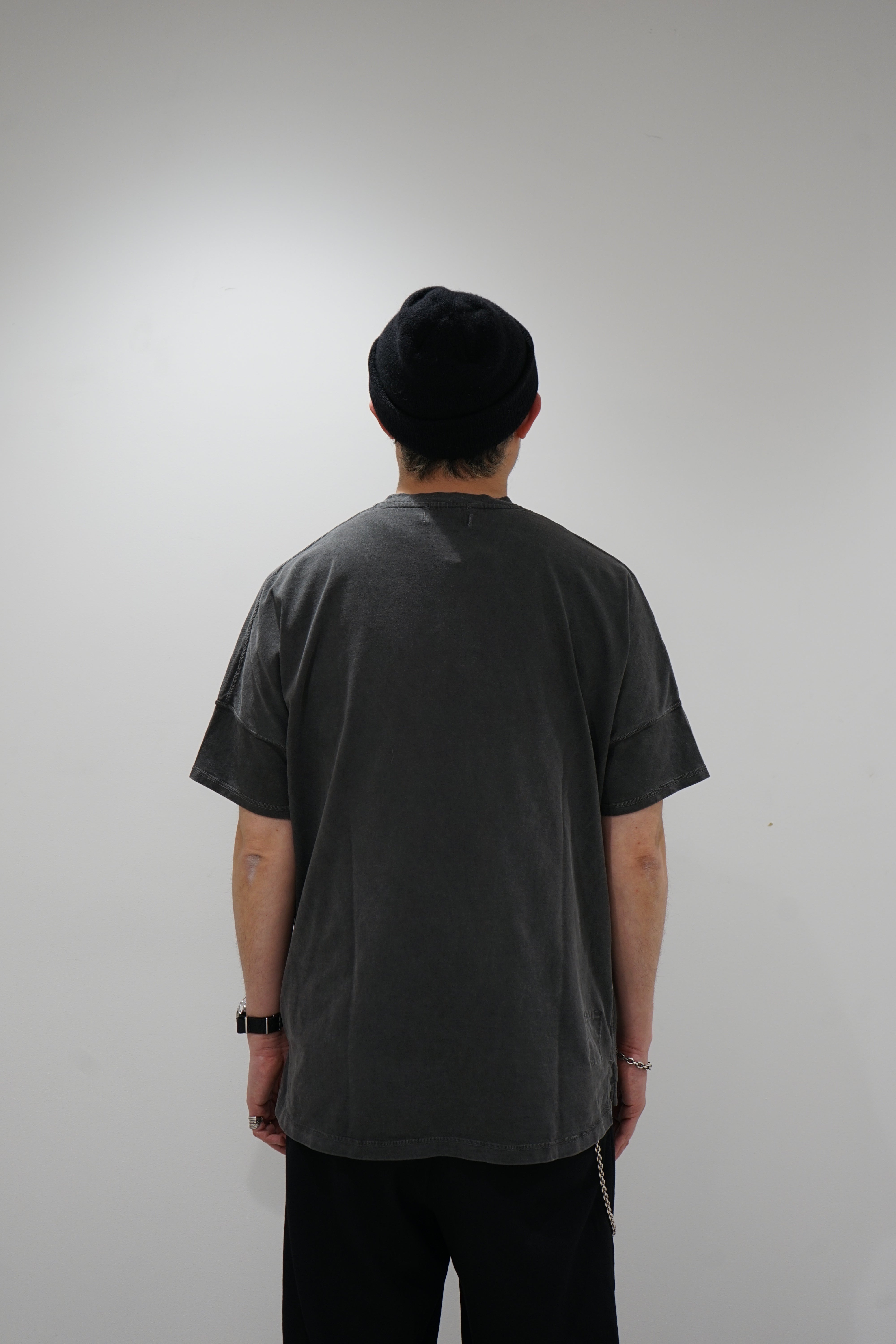 nonnative - CLERK S/S TEE COTTON JERSEY PIGMENT DYE