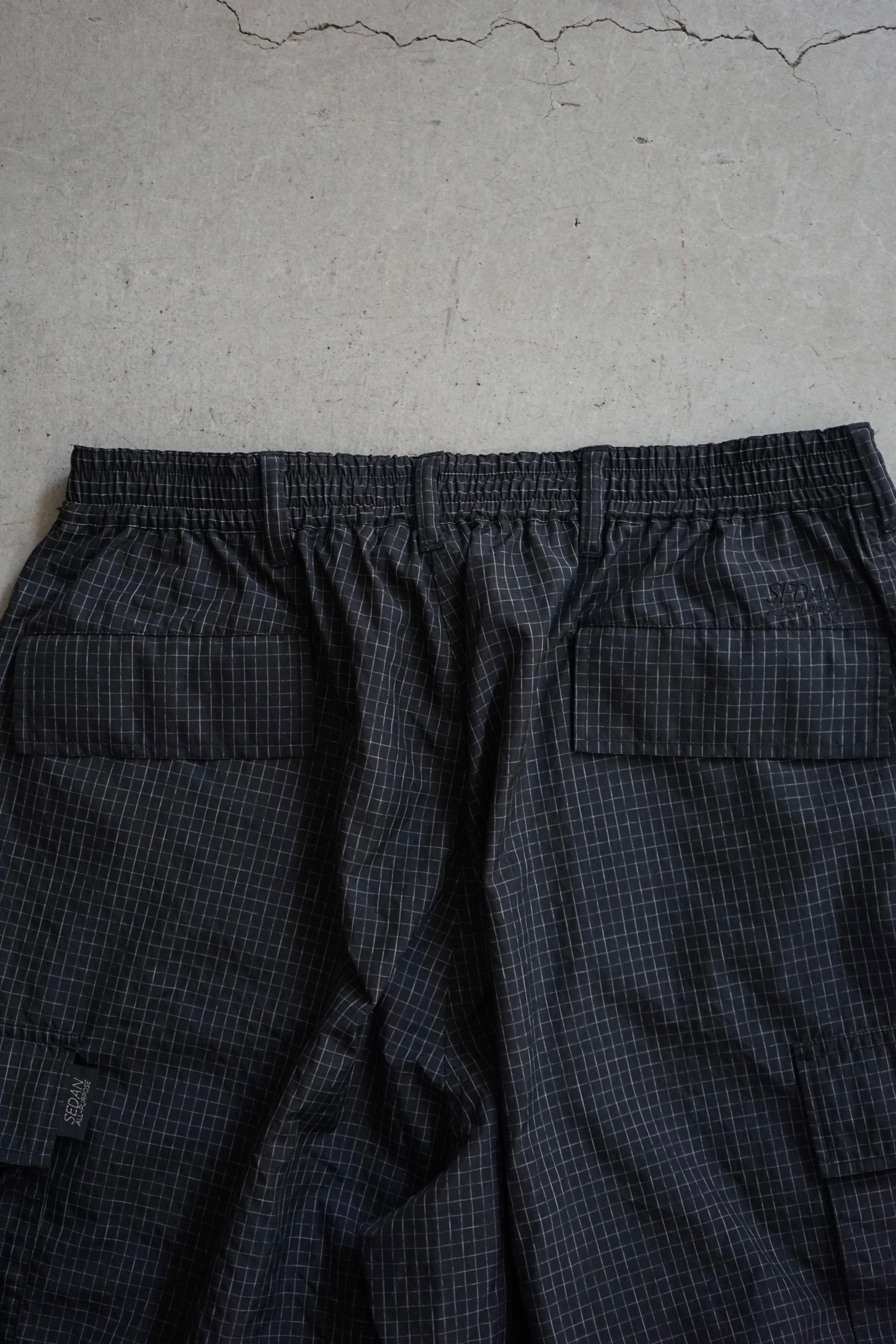 【Exclusive】【5/16(土)発売】est. × SEDAN ALL-PURPOSE Graph Plaid Cargo Easy Shorts