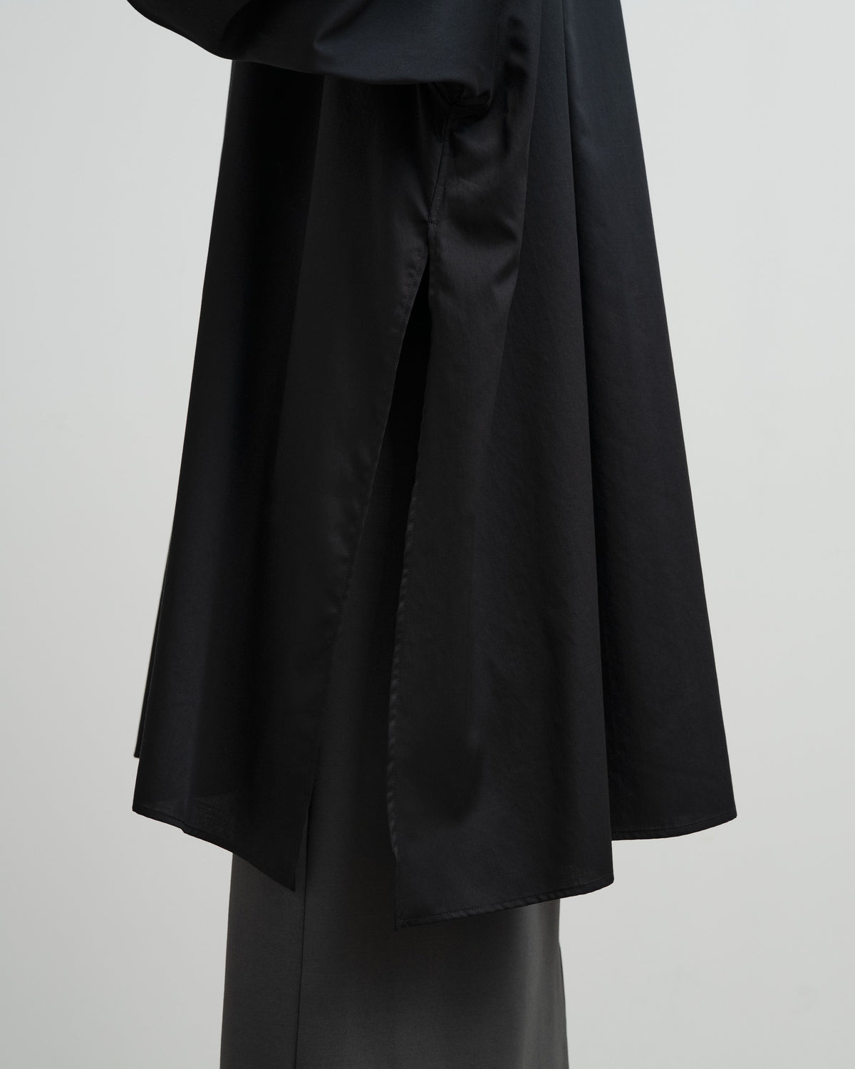 Silicon Poplin Deep Slit Band Collar Shirt