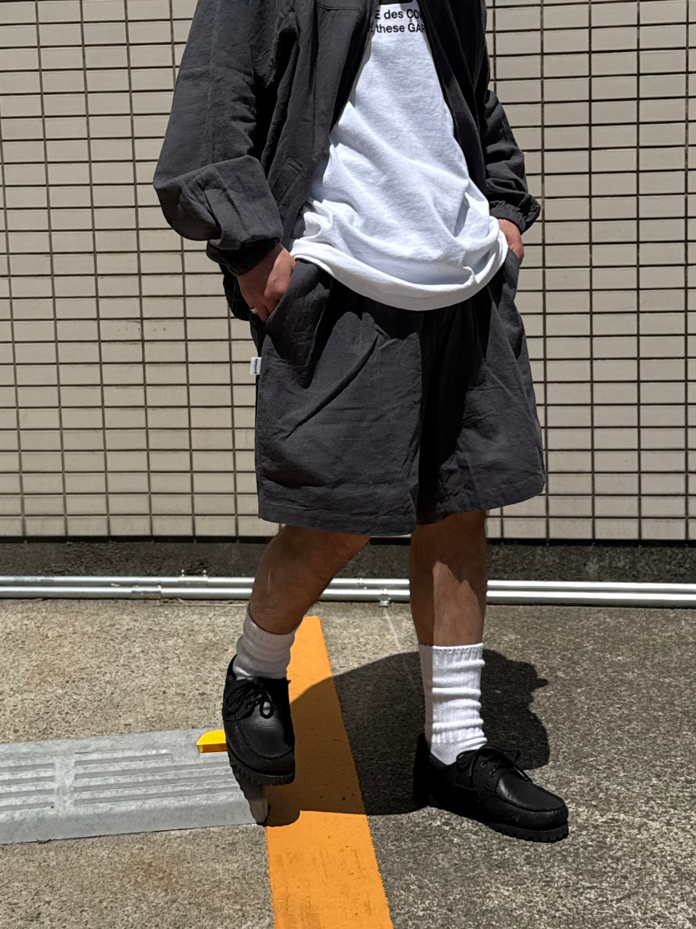 TWO TUCK LINEN SHORTS