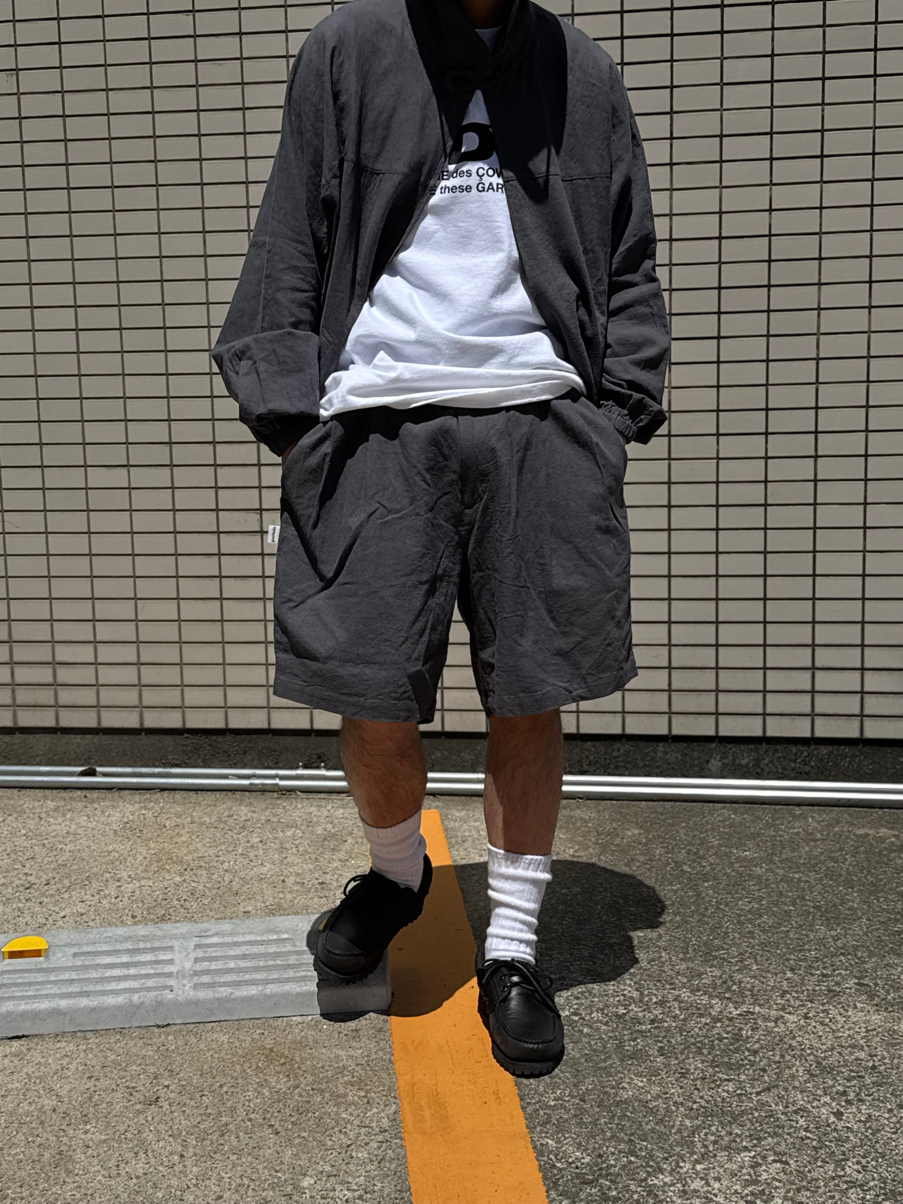 TWO TUCK LINEN SHORTS