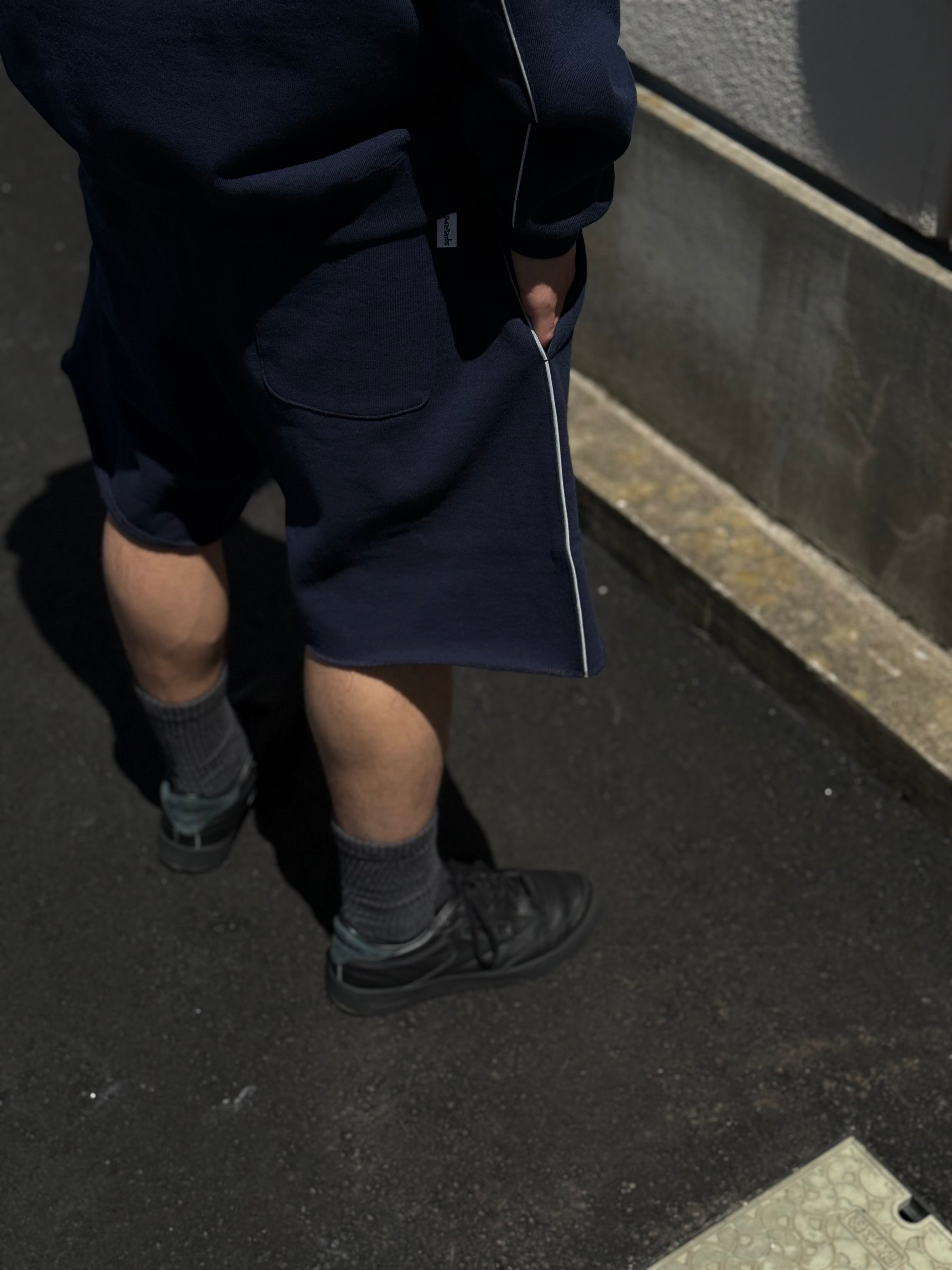 REFLECTOR SWEAT SHORTS
