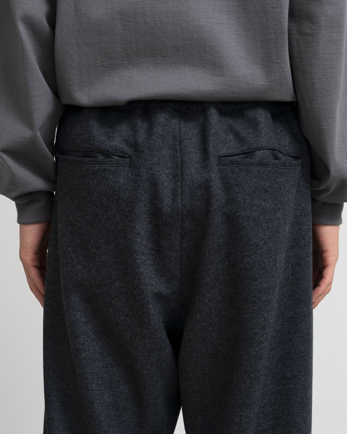 【10/3(土)発売】Wool Smooth Flannel Easy Wide Pants