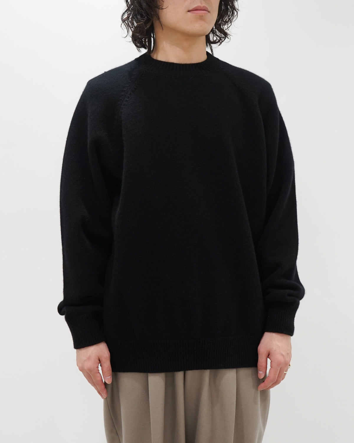 RAGLAN CREW NECK KNIT