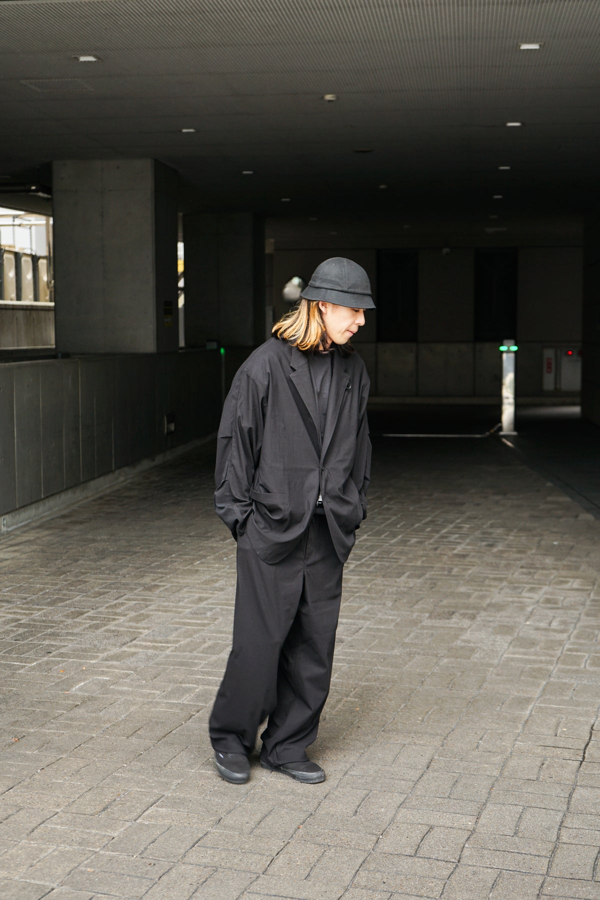 TECH LIGHT EASY TROUSERS
