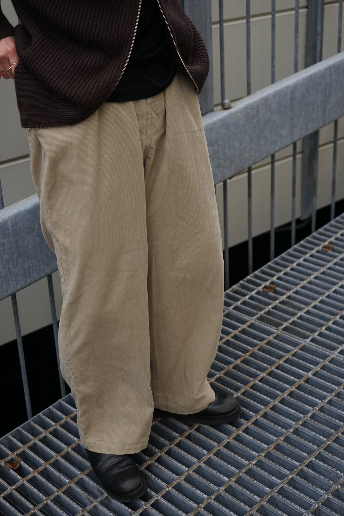 【10/24(土)発売】 Grid Cord Slcks