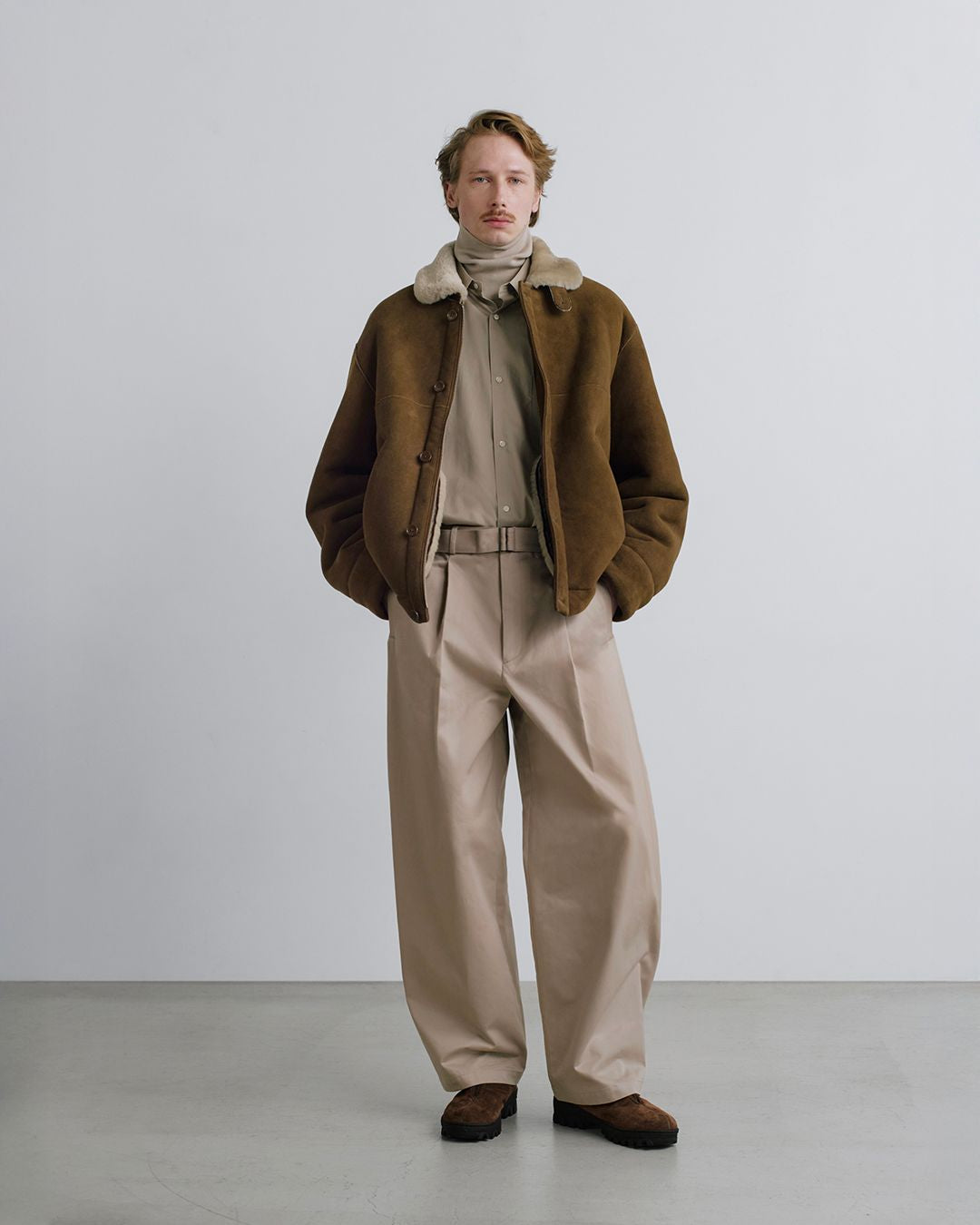【8/29(土)発売】Dry Westpoint Barrel-Fit Belted Pants