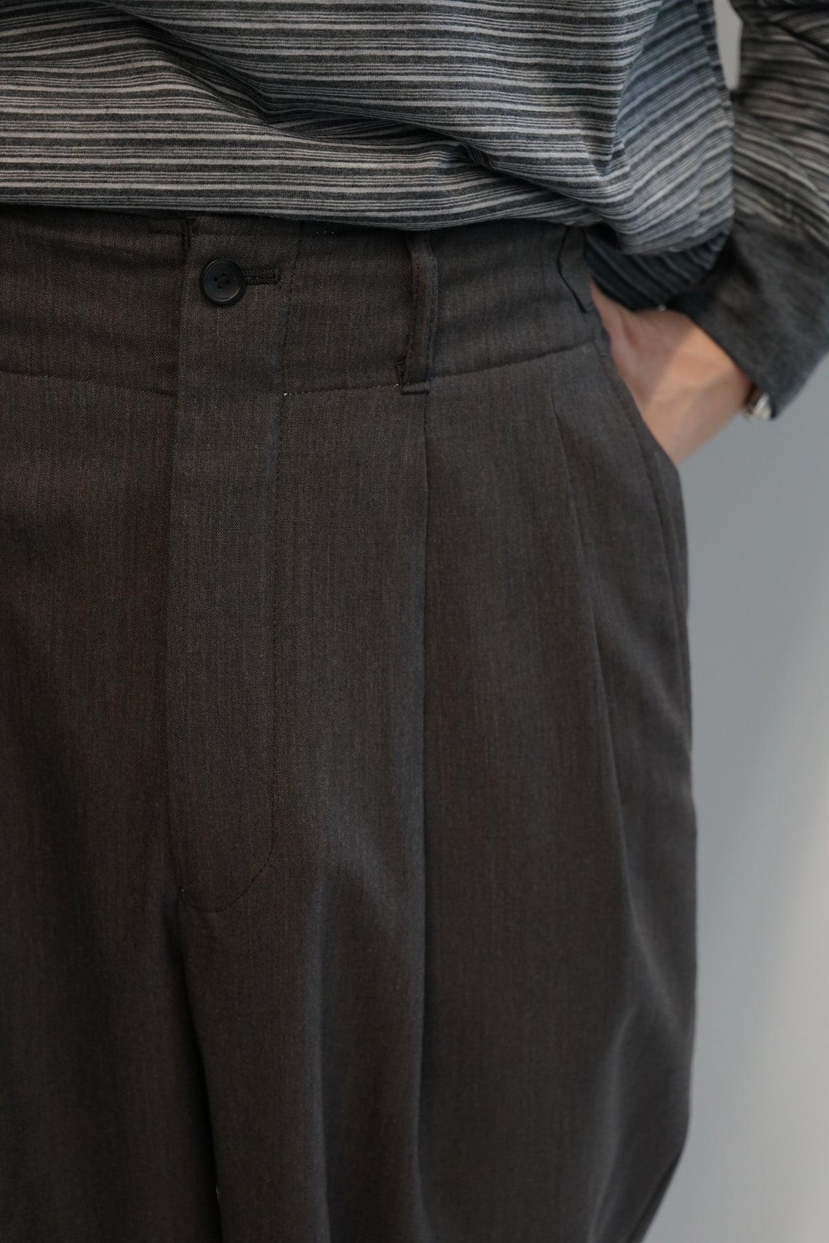 2/60 WOOL TROPICAL MELANGE DOUBLE PLEATED MILITARY TROUSERS