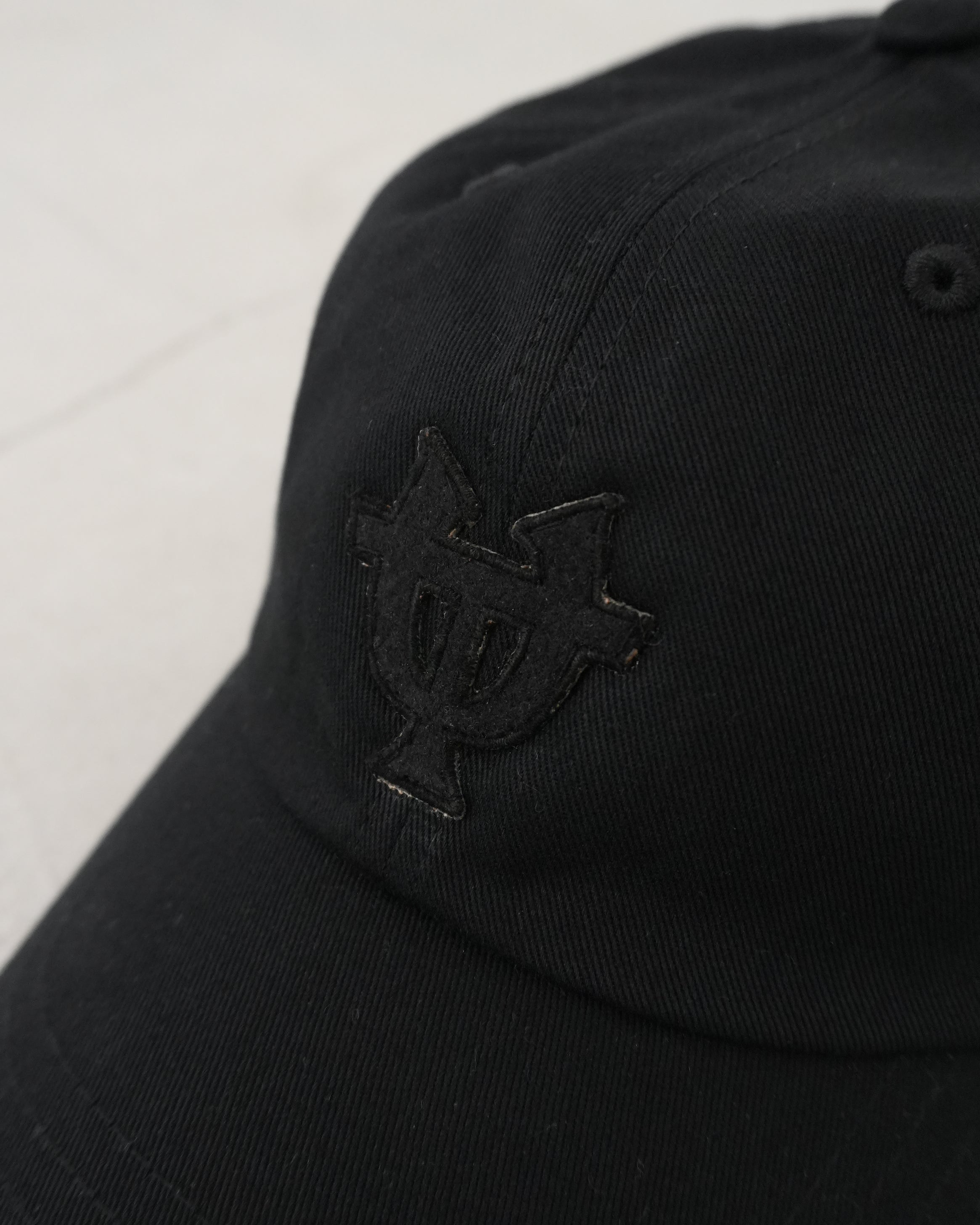 UTP NERD APPLIQUE　ON CAP STANDARD