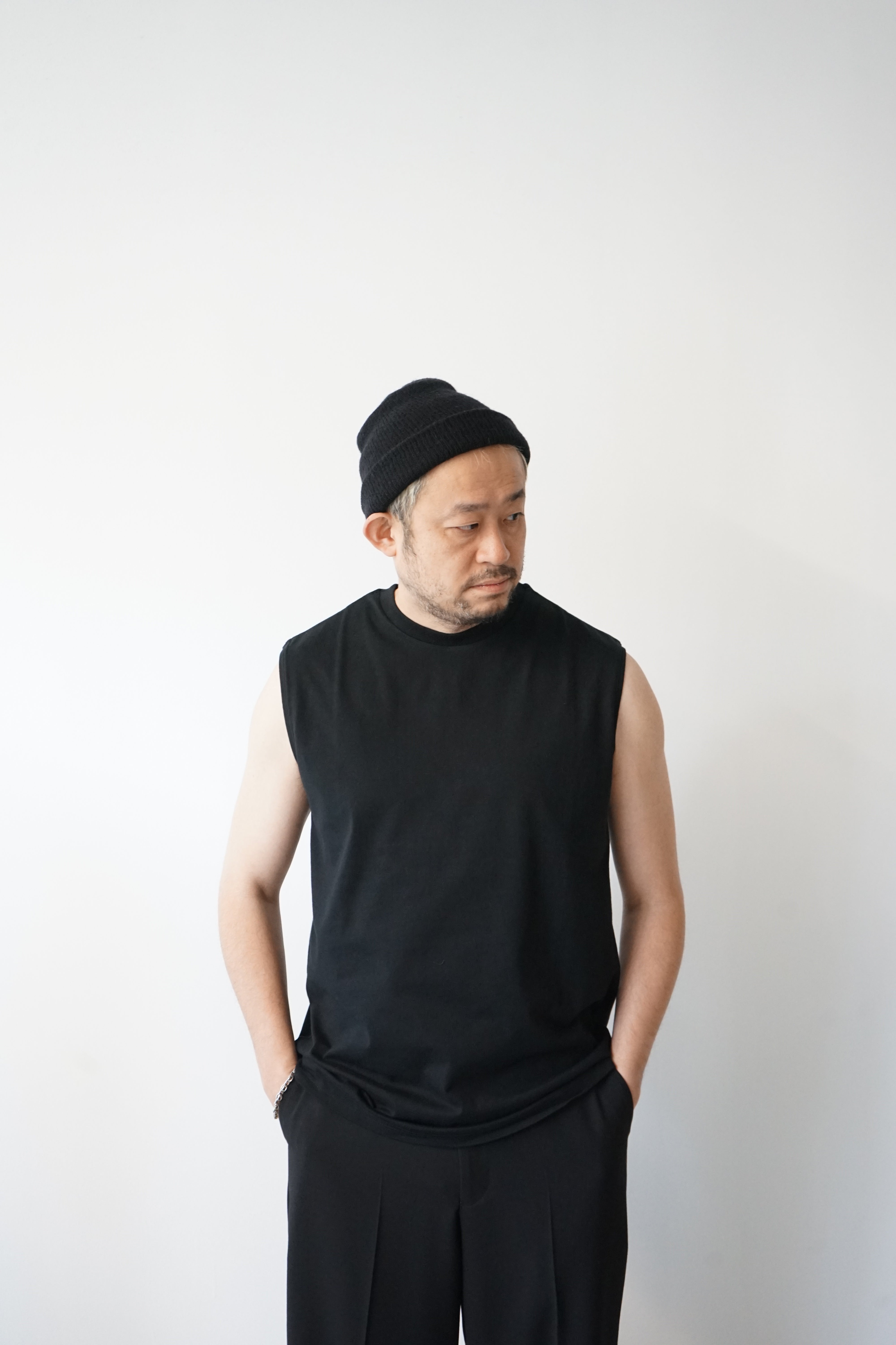40/2 ORGANIC COTTON KNIT SLEEVELESS TEE