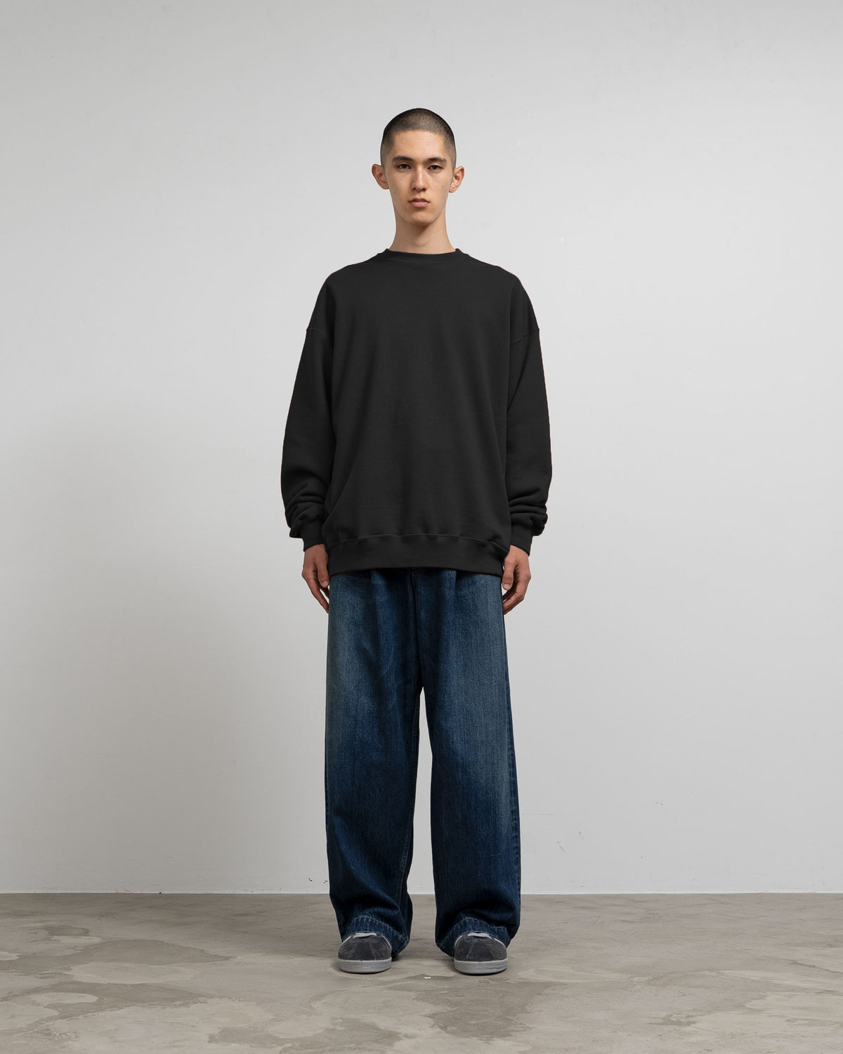 【10/3(土)発売】AZUMA Terry Crew Neck Sweat
