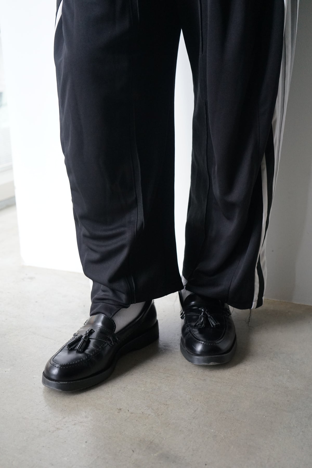 Docking Super Wide Track Pants ③