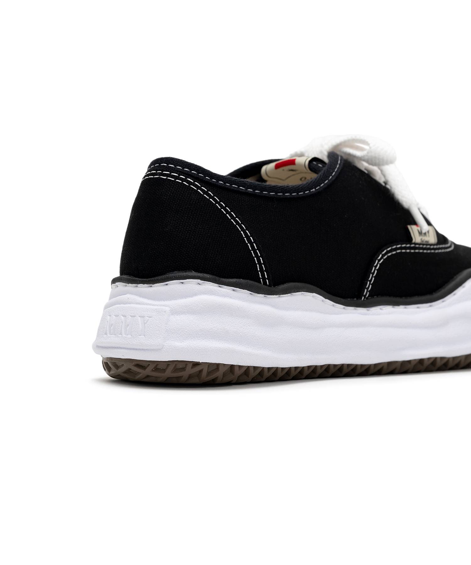 BAKER / OG Sole Canvas Low-Top sneaker