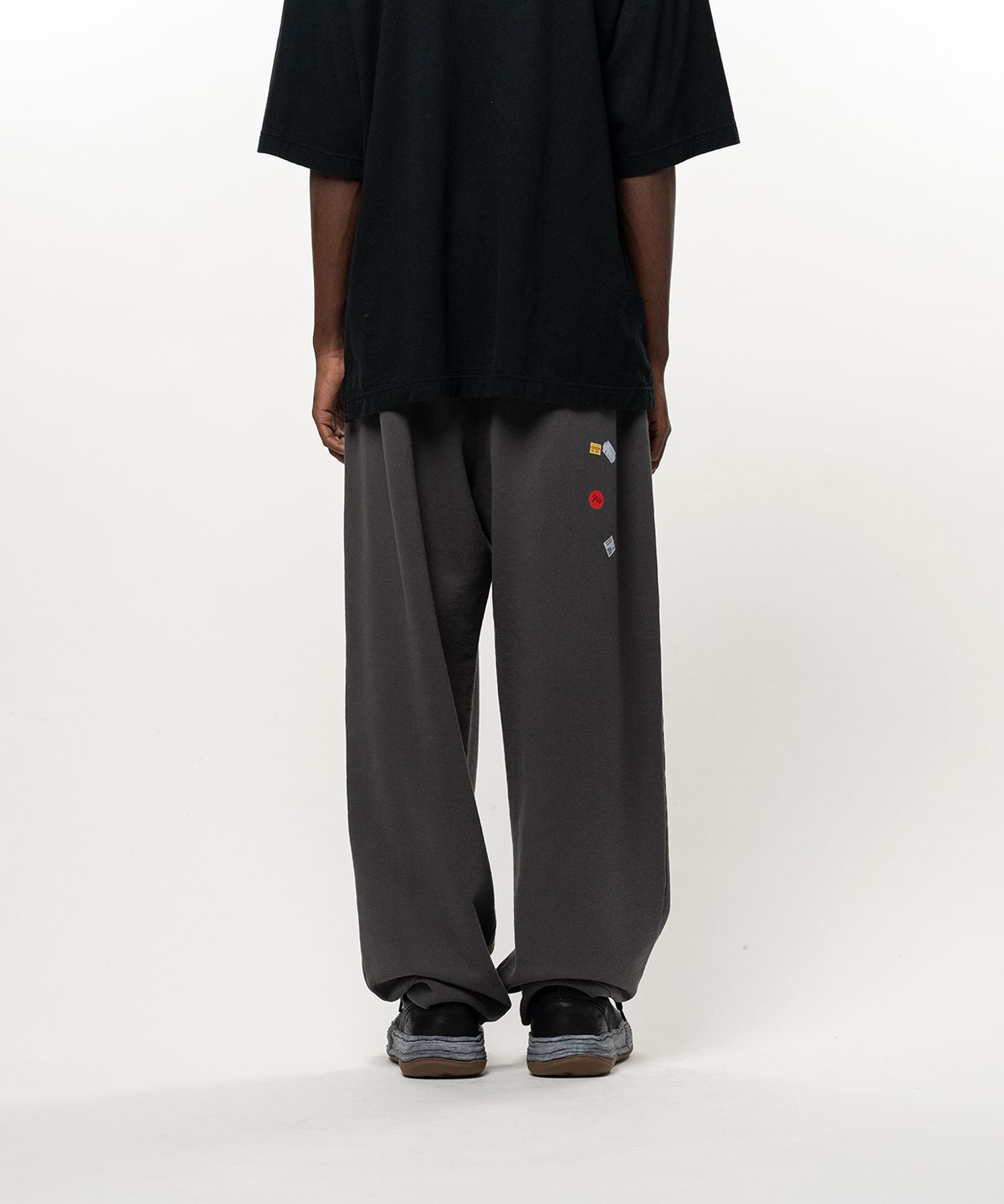 【9/2(水)発売】Price Tag Sticker Printed Sweat Pants