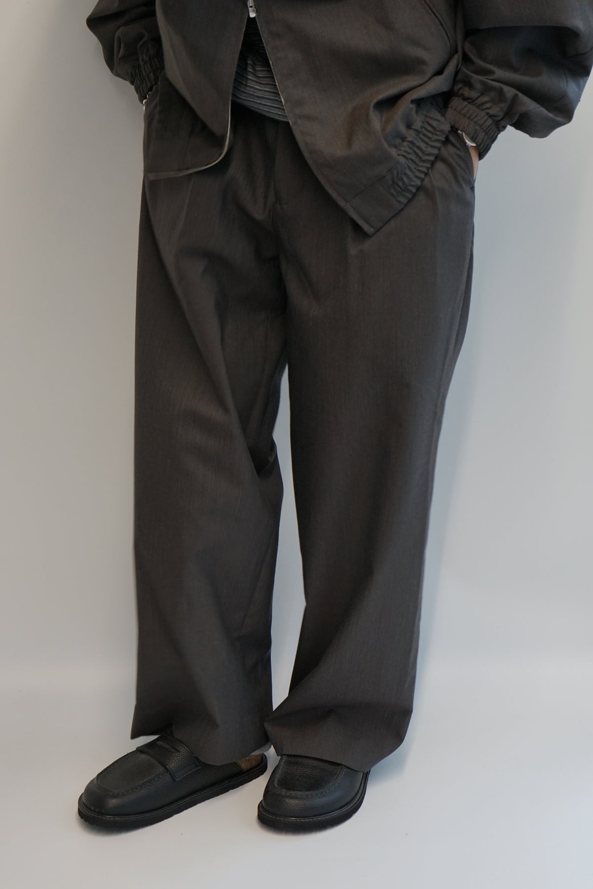 2/60 WOOL TROPICAL MELANGE DOUBLE PLEATED MILITARY TROUSERS