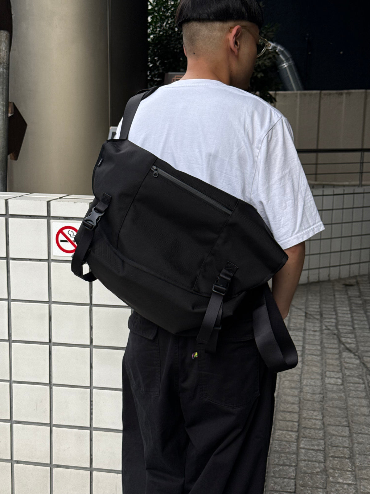 NEW MESSENGER BAG