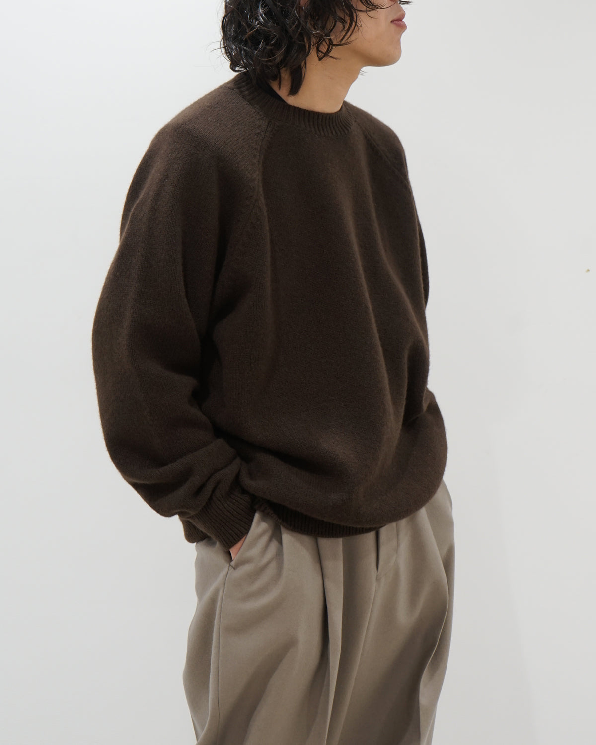 RAGLAN CREW NECK KNIT