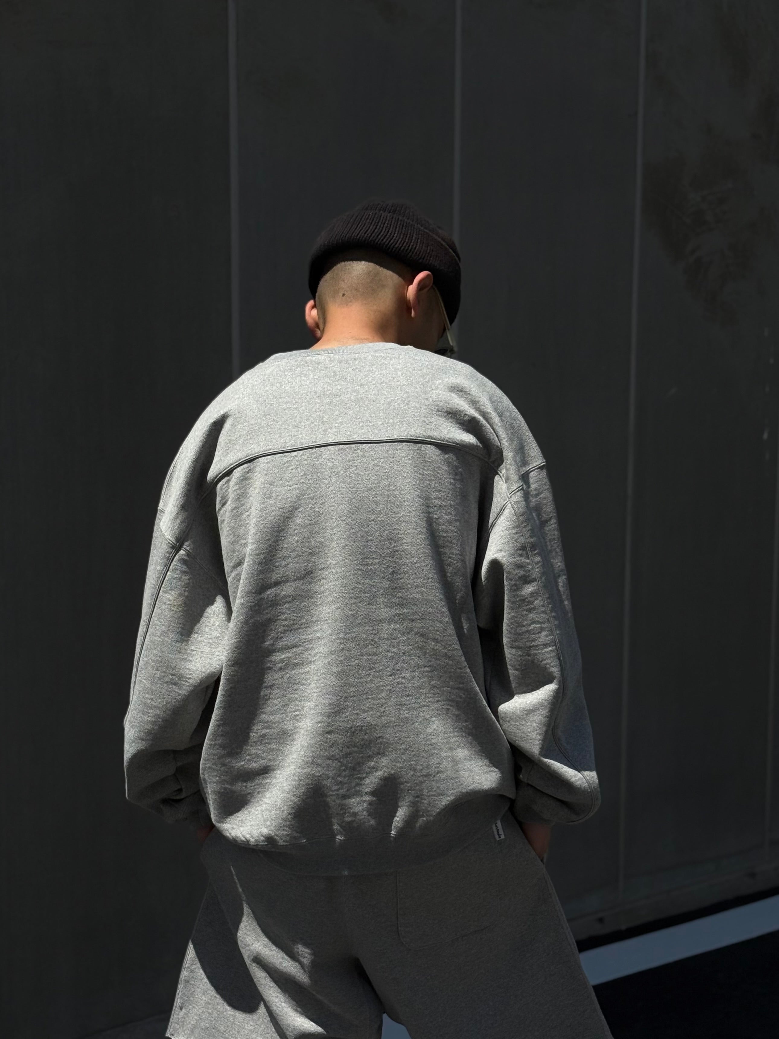 REFLECTOR CREW SWEAT SHIRT