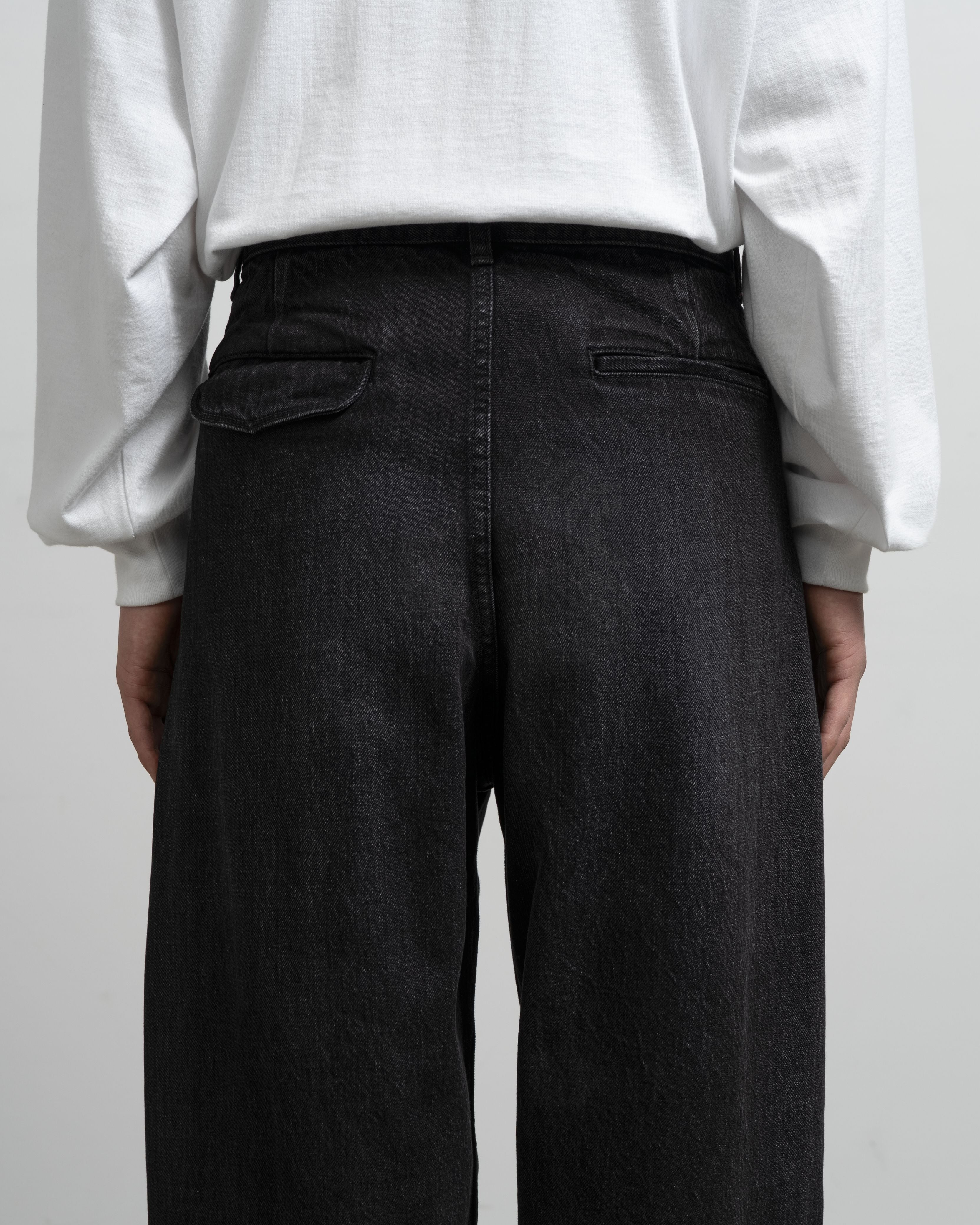 Selvage Denim Two Tuck Tapered Pants -DARK FADE-