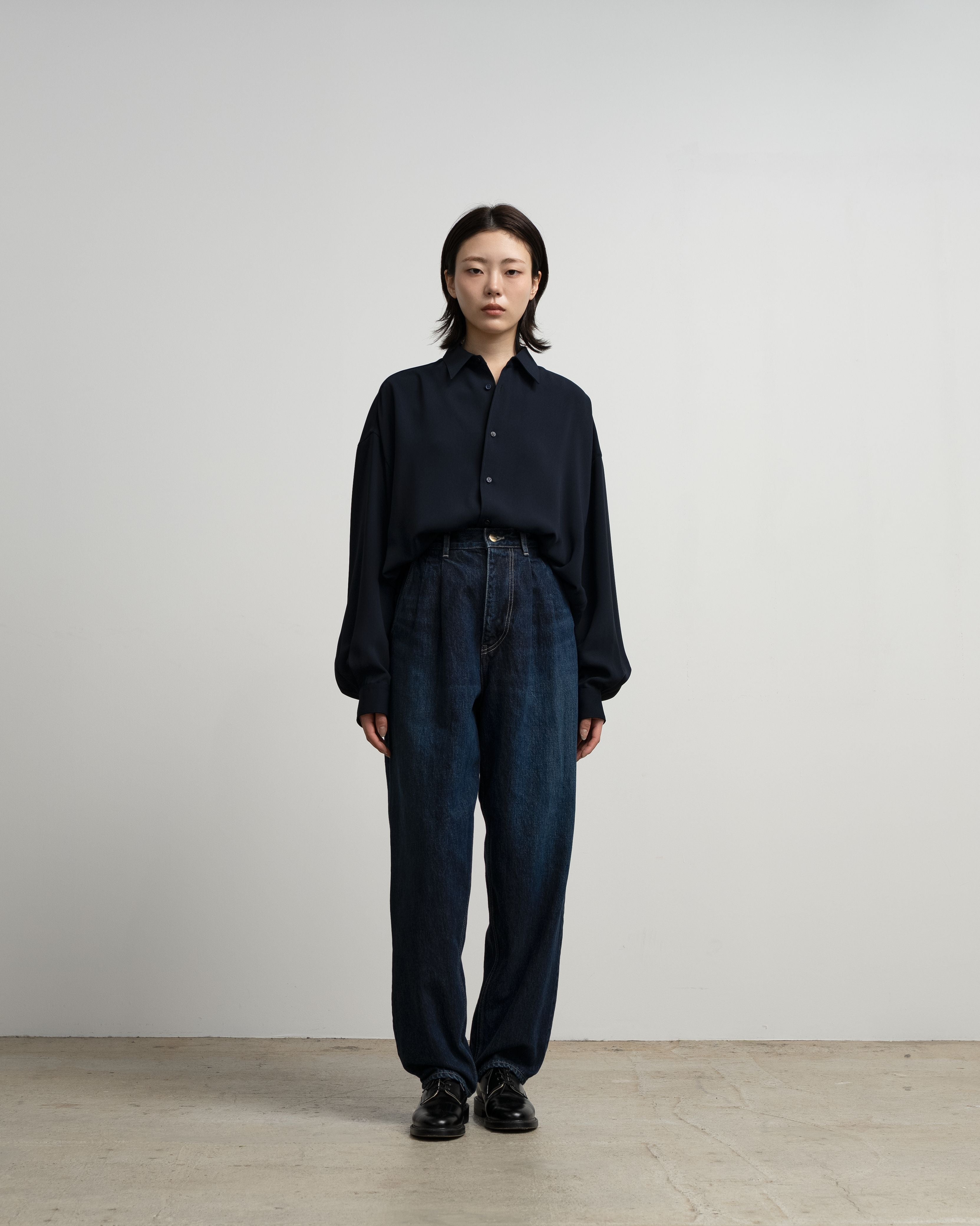Selvage Denim Two Tuck Tapered Pants -DARK FADE-