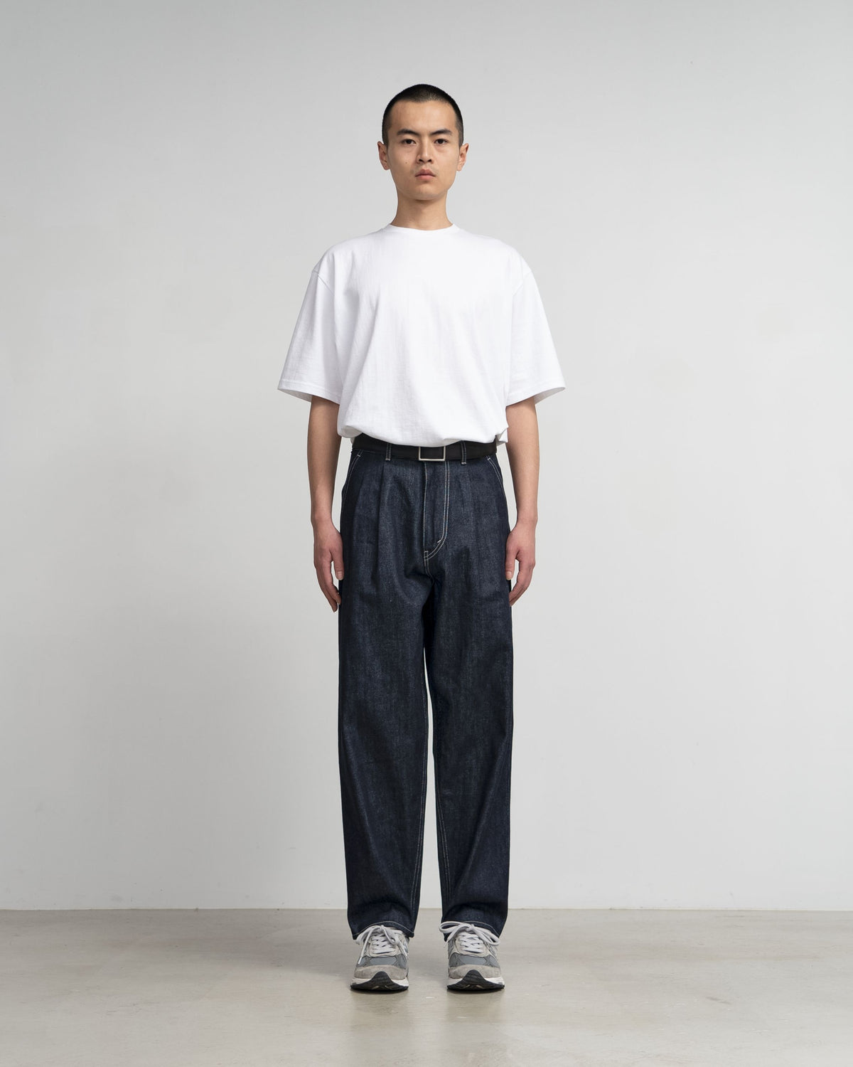 Selvage Denim Two Tuck Tapered Pants